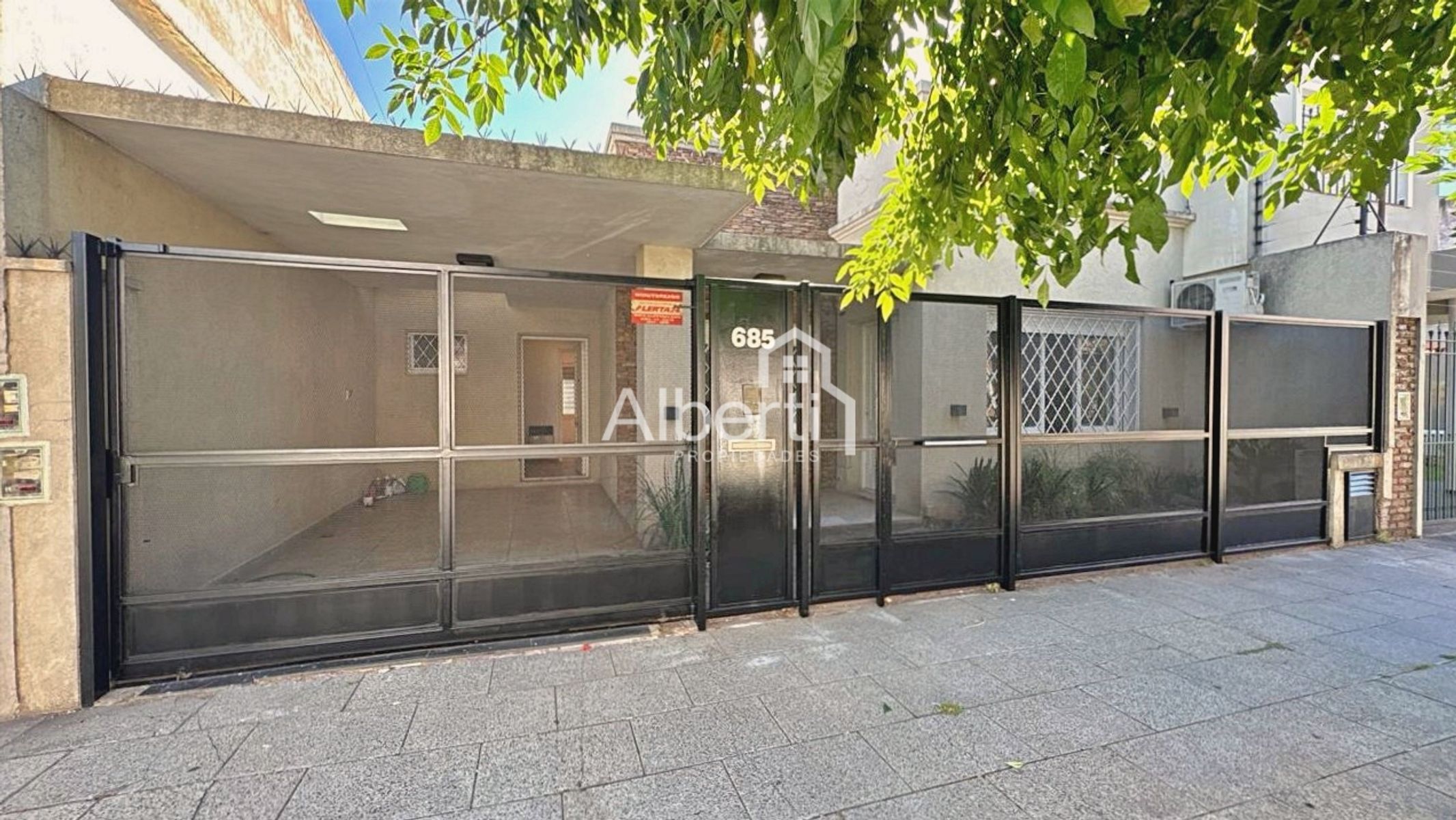 ALQUILER CASA 4 AMBIENTES EN HAEDO NORTE - BARRIO GÜEMES.