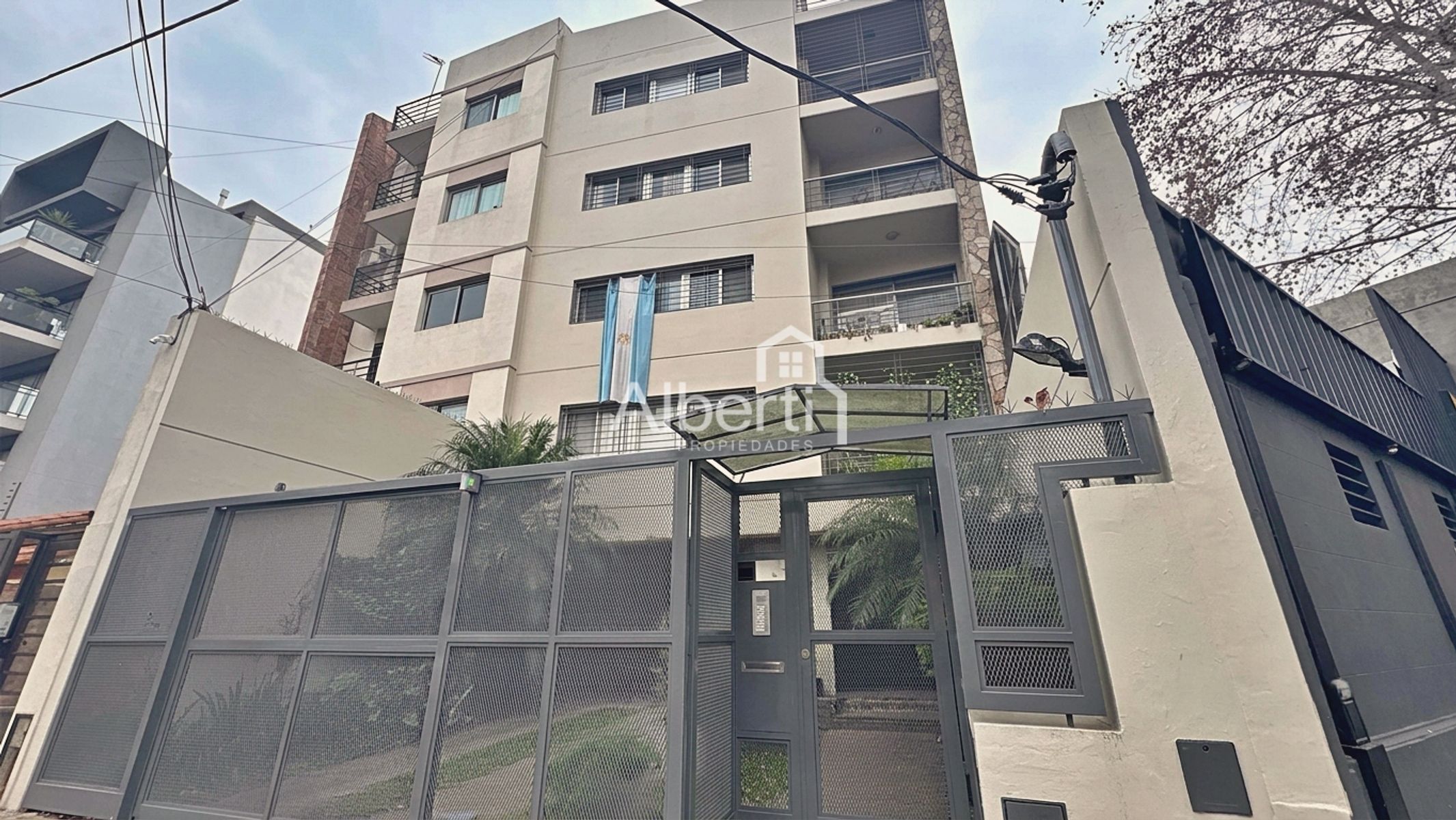 ALQUILER DEPARTAMENTO 3 AMBIENTES EN HAEDO SUR.