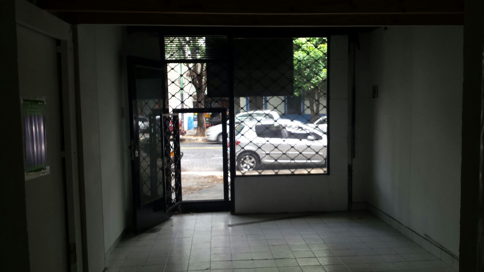 Local comercial a la calle 25 m2, sin expensas
