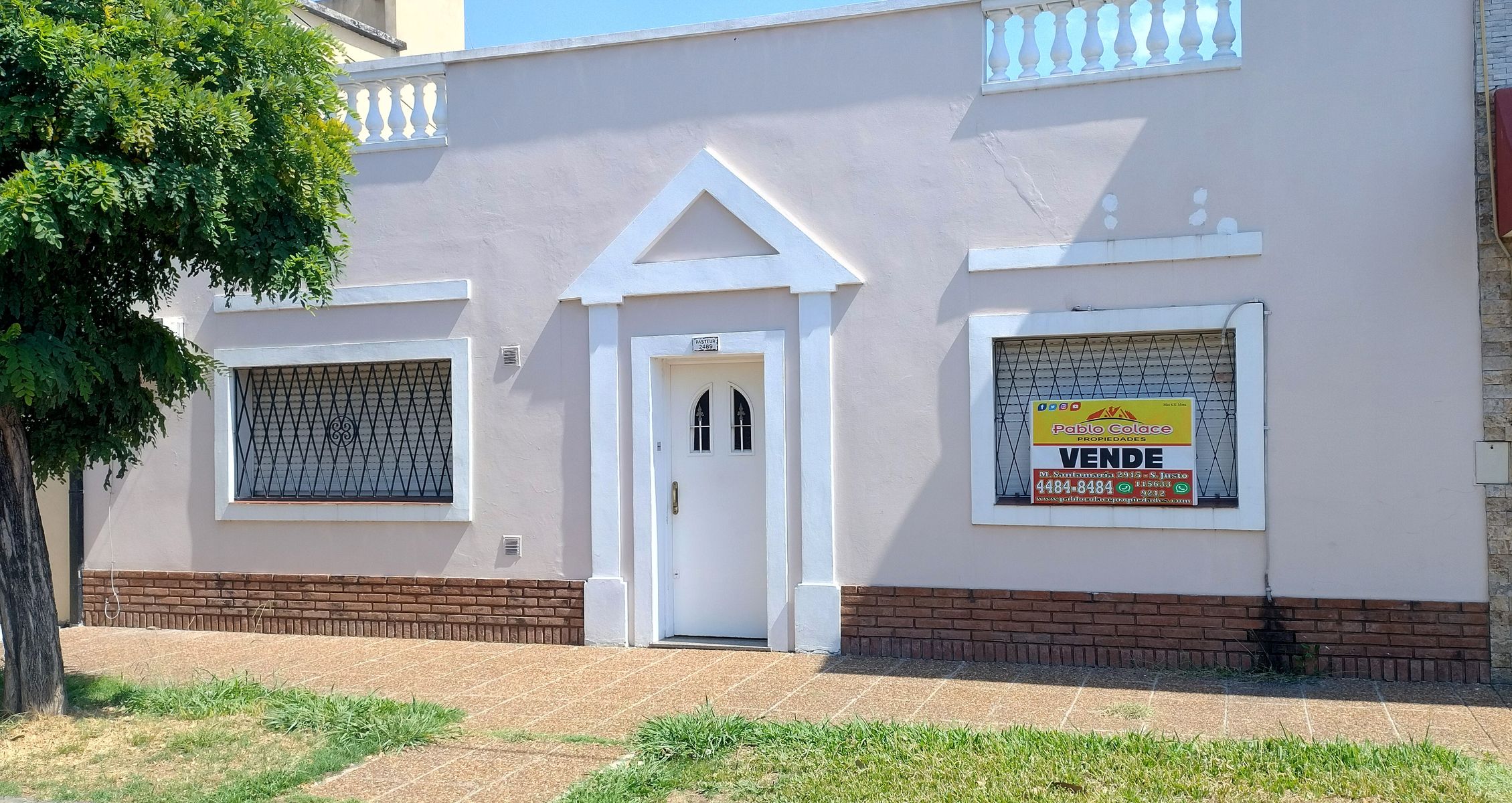 Casa de 3 ambientes próxima al centro de San Justo.