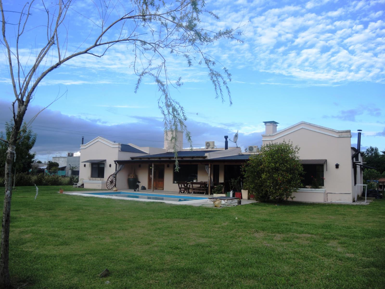 SE VENDE CASA EN B° LAS PALMAS-LOBOS