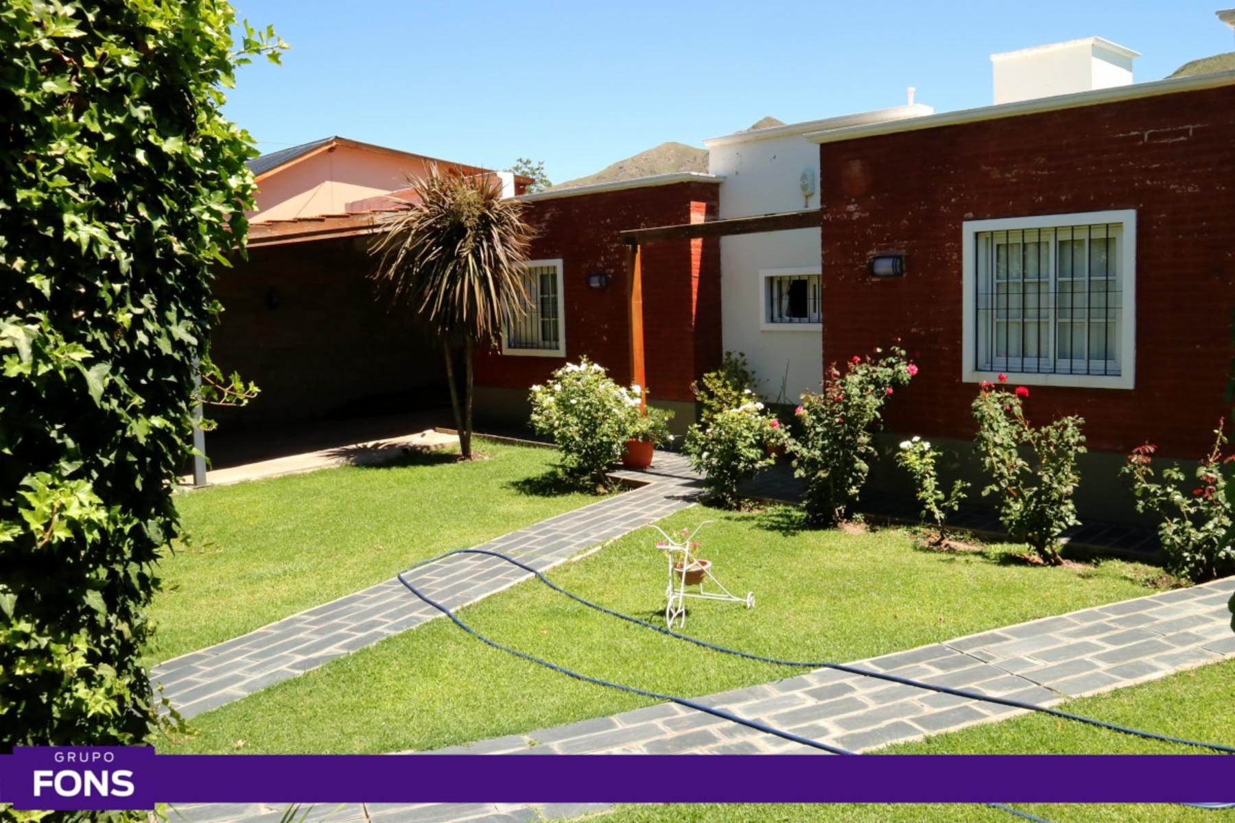 CASA EN VENTA JUANA KOSLAY