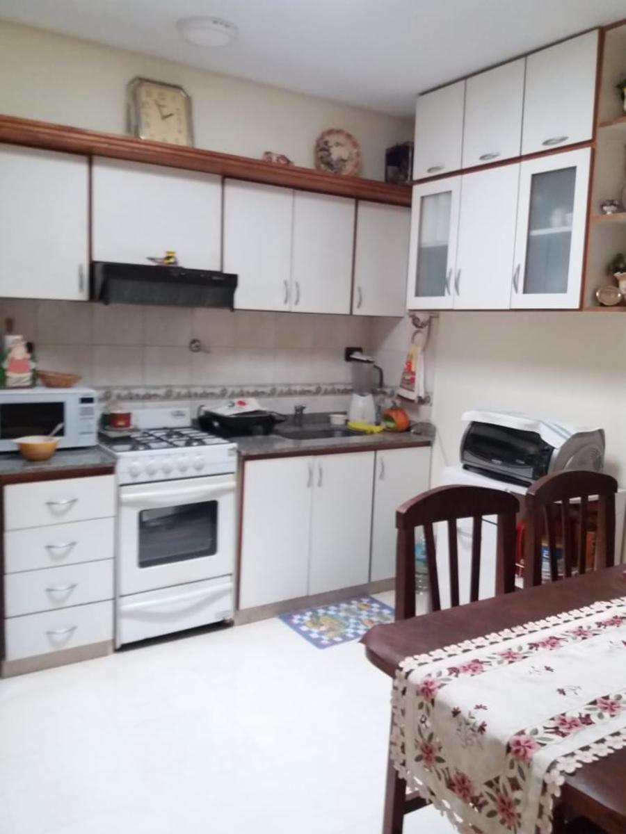 VENTA DE DEPARTAMENTO DE 3 AMBIENTES C/ TERRAZA PROPIA EN EXCELENTE ESTADO ZONA MATADEROS