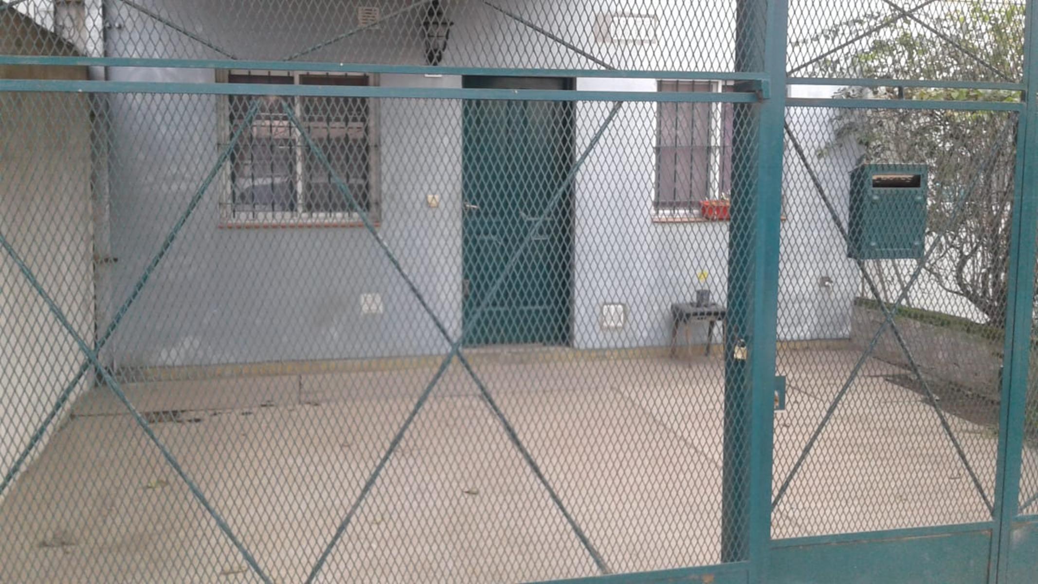 VENTA CAS 3 AMBIENTES