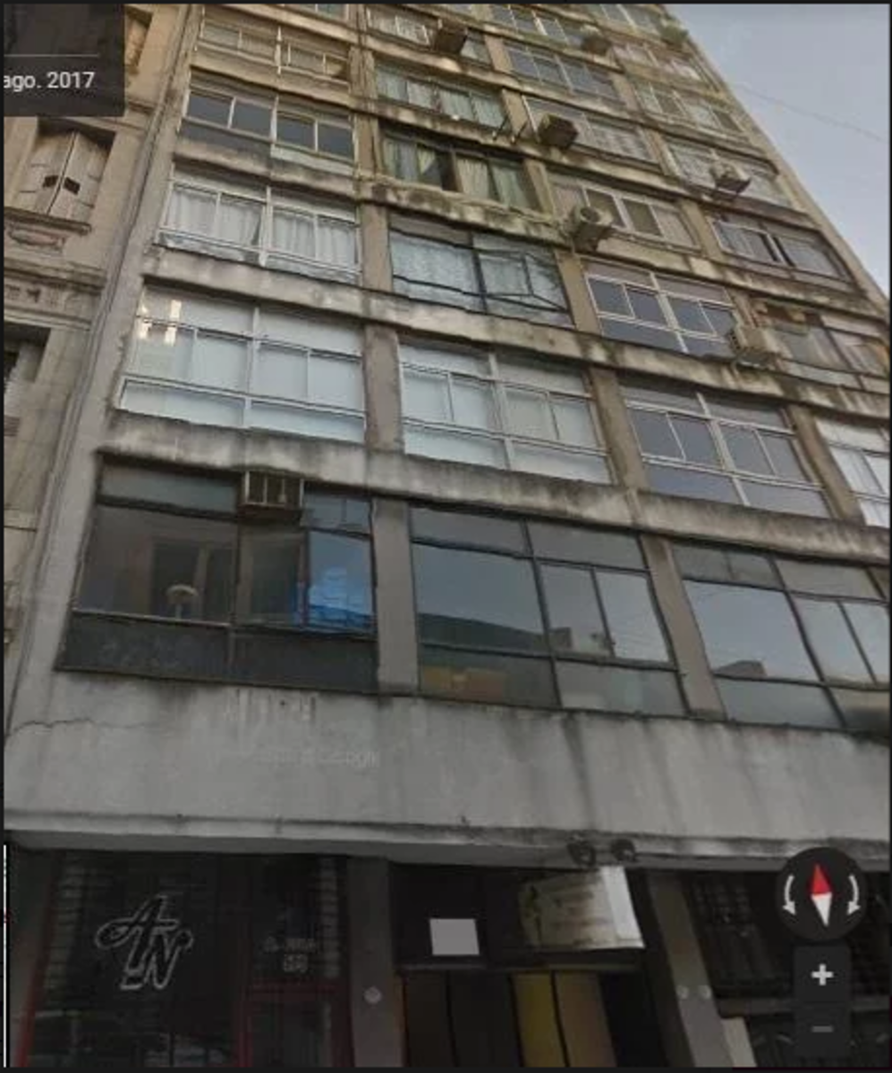 Piso 1 - Excelente oficina de 15 m² en Microcentro - Muy luminoso