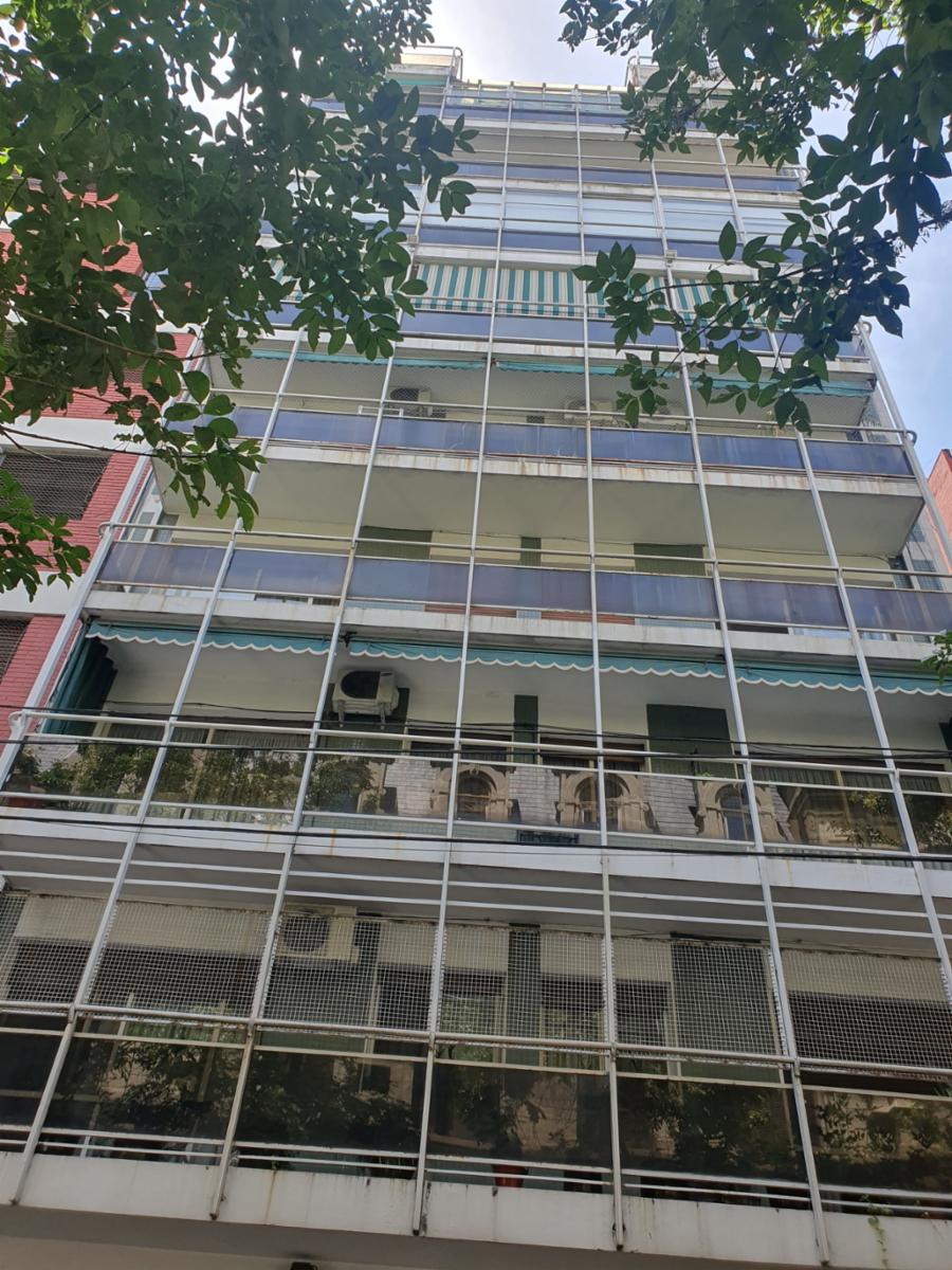 IMPORTANTE PISO DE 200 M2 TOTALES CON 2 COCHERAS