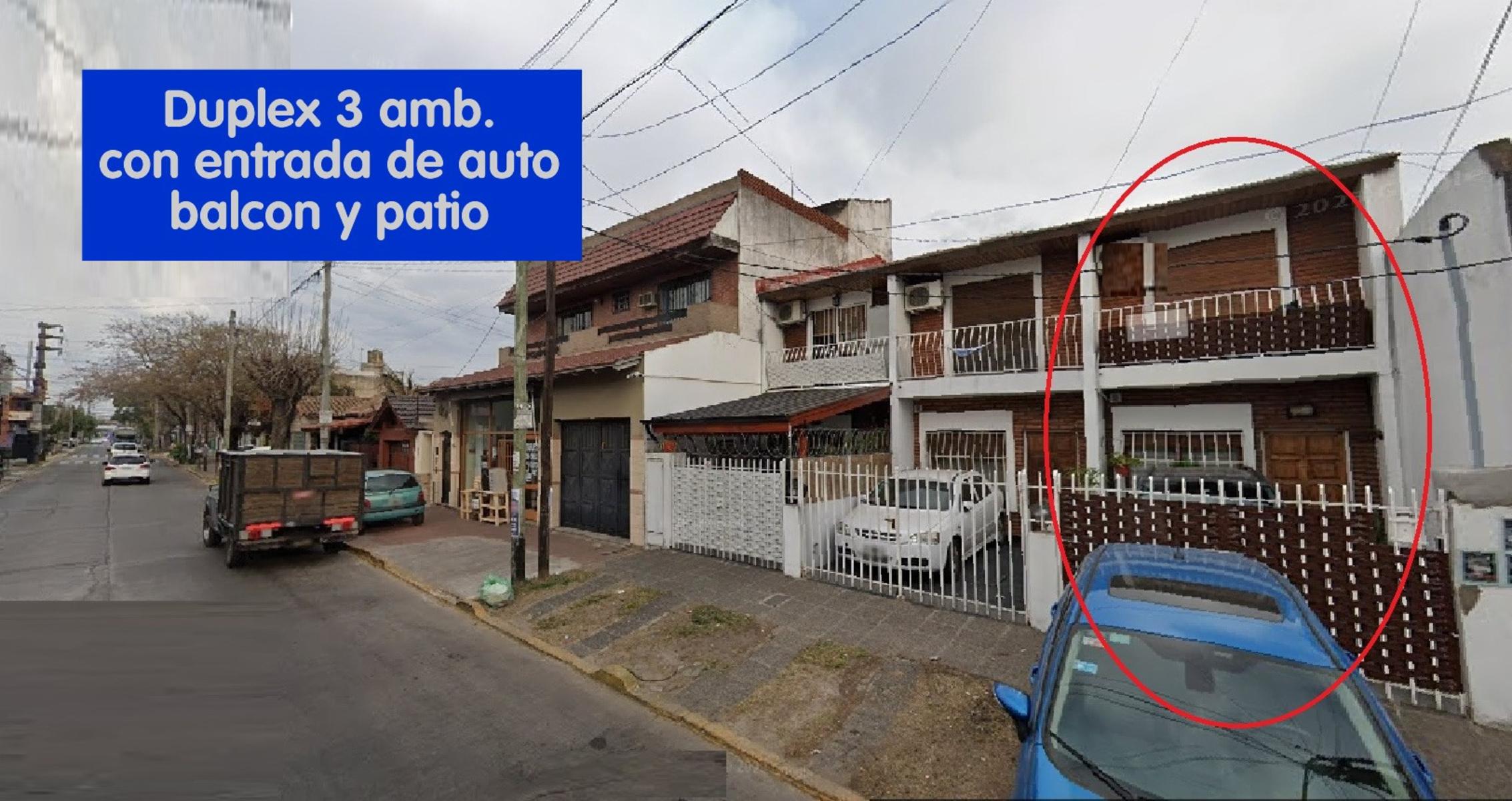 A456 Alquiler Villa Luzuriaga Duplex 3 Amb con Entrada de Auto, Patio y Balcón