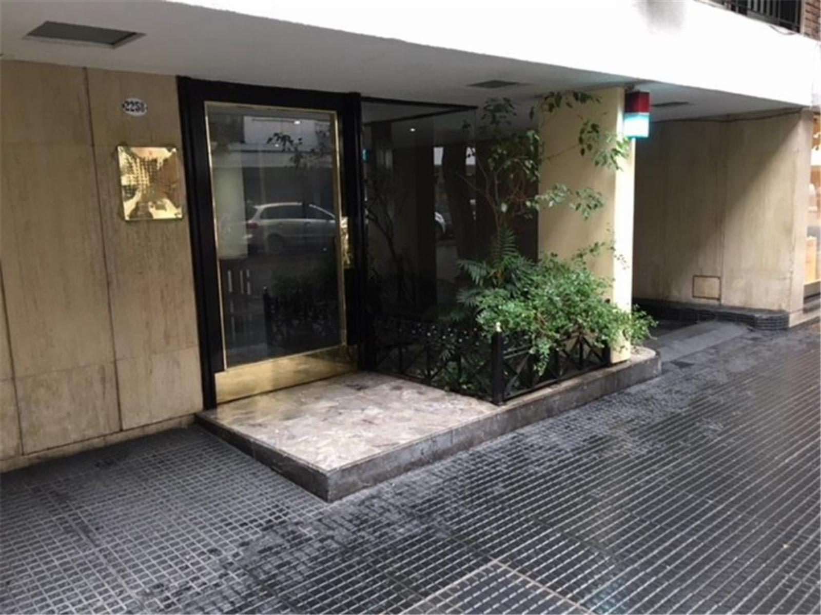 SE VENDE 3 AMB. CON PATIO (BARRIO NORTE)