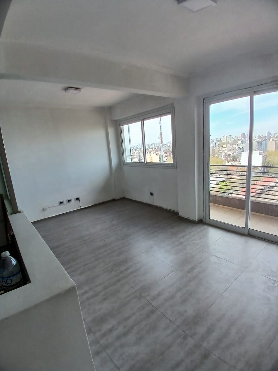 HERMOSO MONOAMBIENTE MUY AMPLIO E IMPECABLE BALCON VISTA PANORAMICA