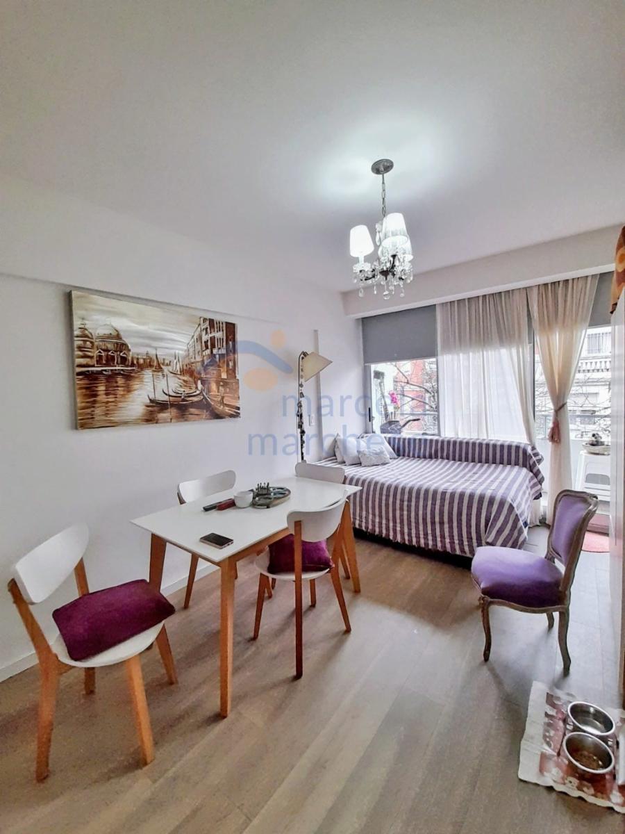 Monoambiente Al Frente con Balcón - Impecable Estado, ¡Listo Para Mudarse