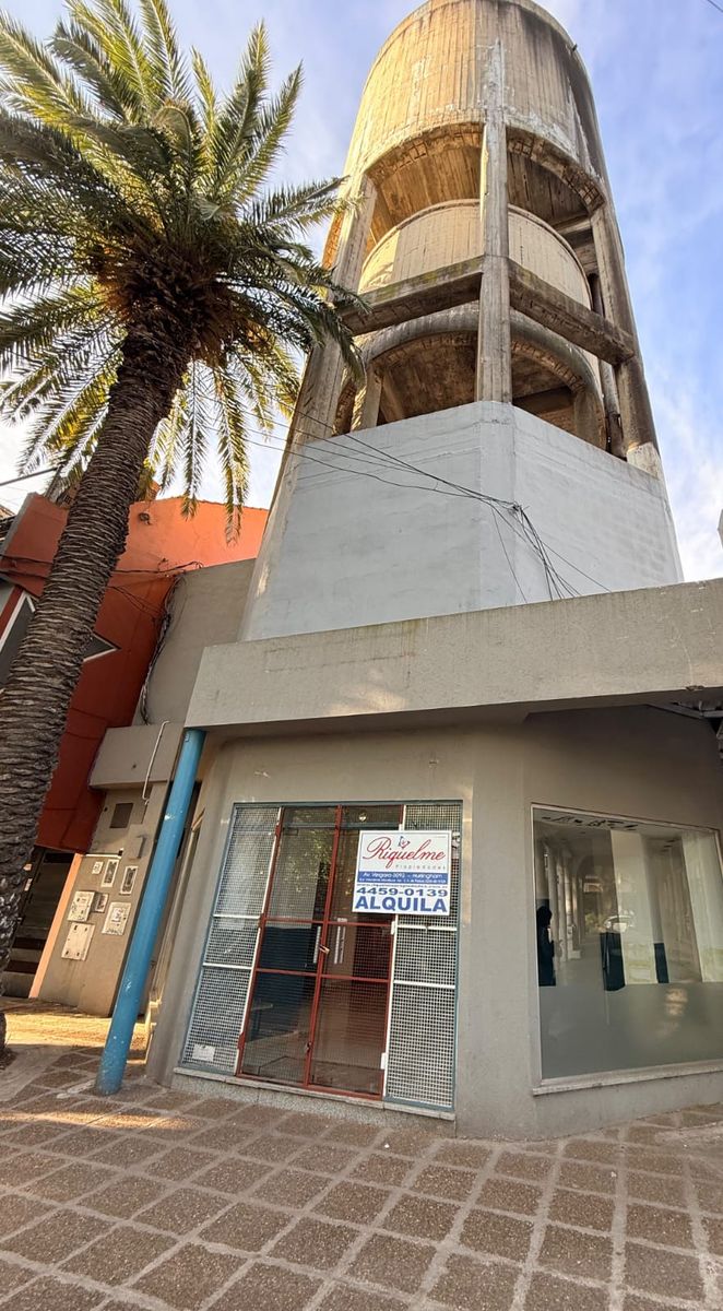 ALQUILER LOCAL COMERCIAL , EN PLENO CORAZON DE CUIDAD JARDIN. IDEAL VARIOS DESTINOS