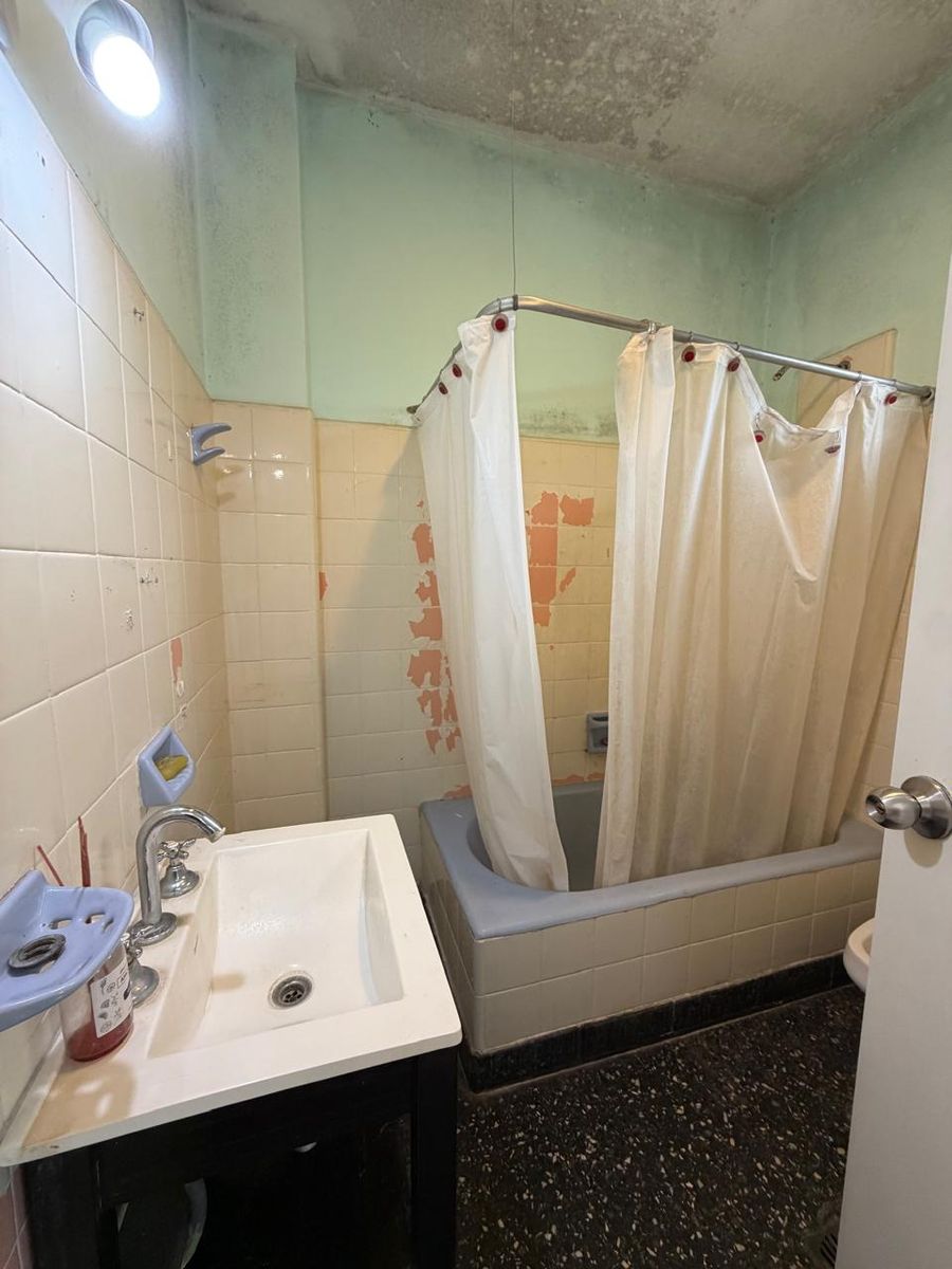 VENTA IMPORTANTE PROPIEDAD EN BARRIO INGLES
