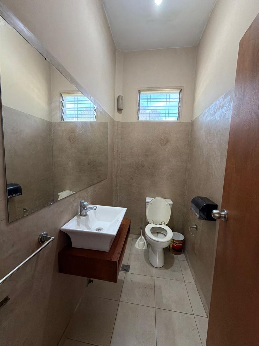 VENTA IMPORTANTE PROPIEDAD EN BARRIO INGLES