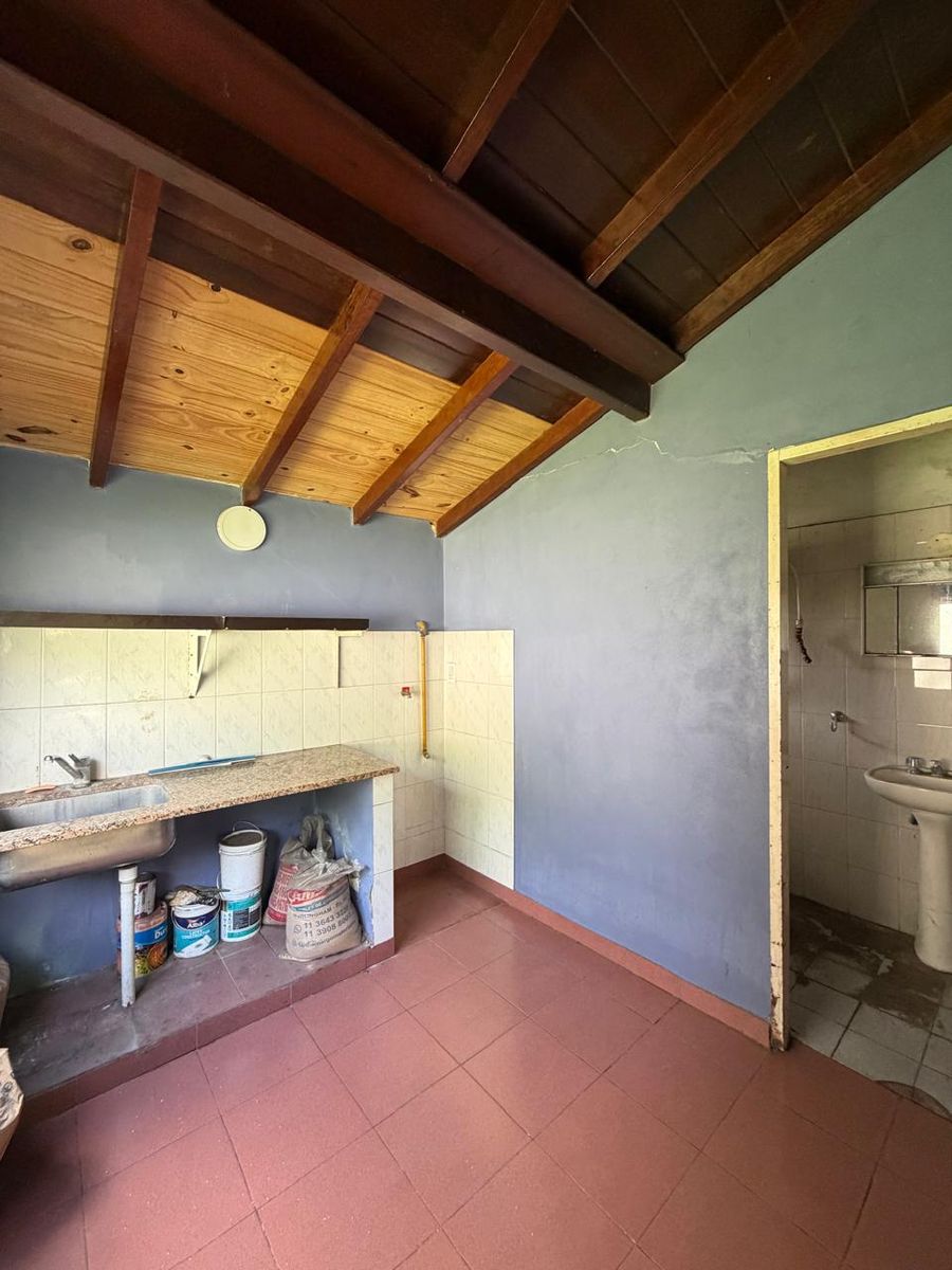 VENTA IMPORTANTE PROPIEDAD EN BARRIO INGLES