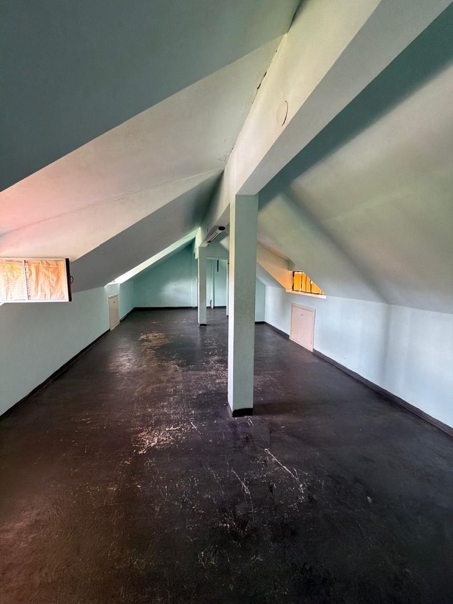 VENTA IMPORTANTE PROPIEDAD EN BARRIO INGLES