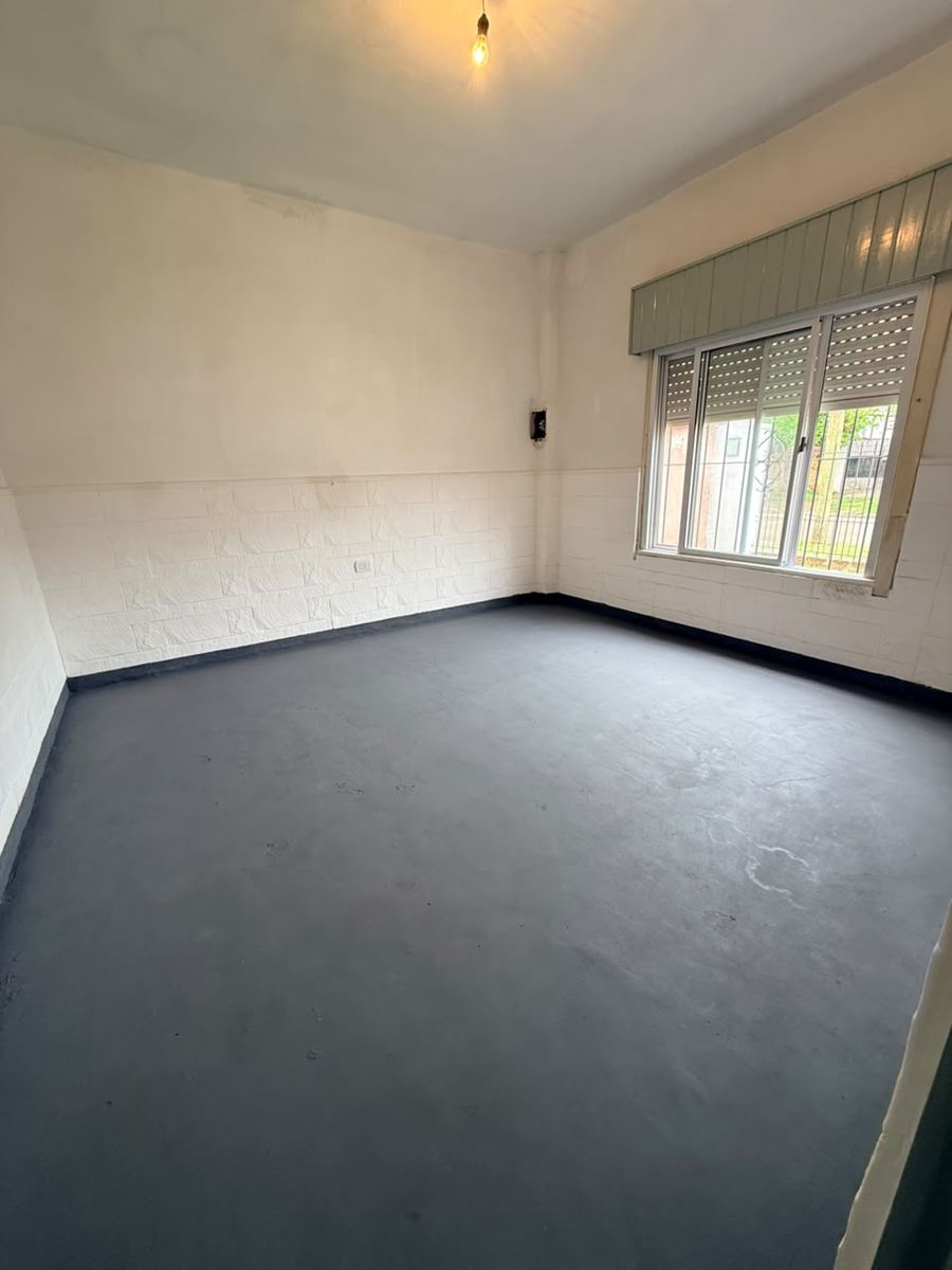 VENTA CASA TRES AMBIENTES A TERMINAR
