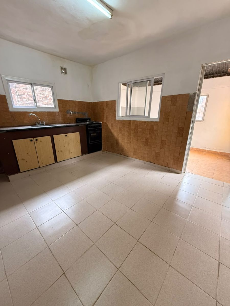 VENTA CASA TRES AMBIENTES A TERMINAR