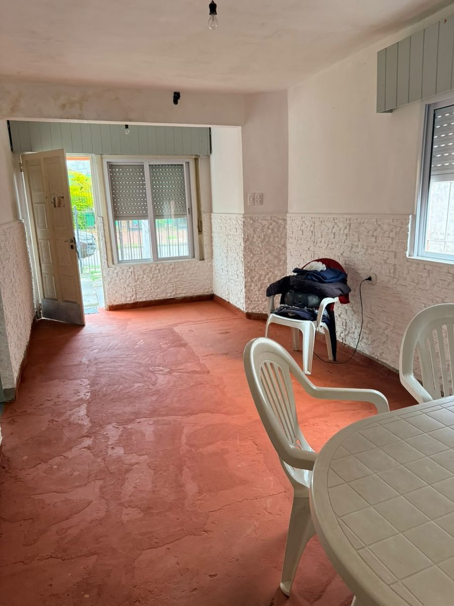 VENTA CASA TRES AMBIENTES A TERMINAR