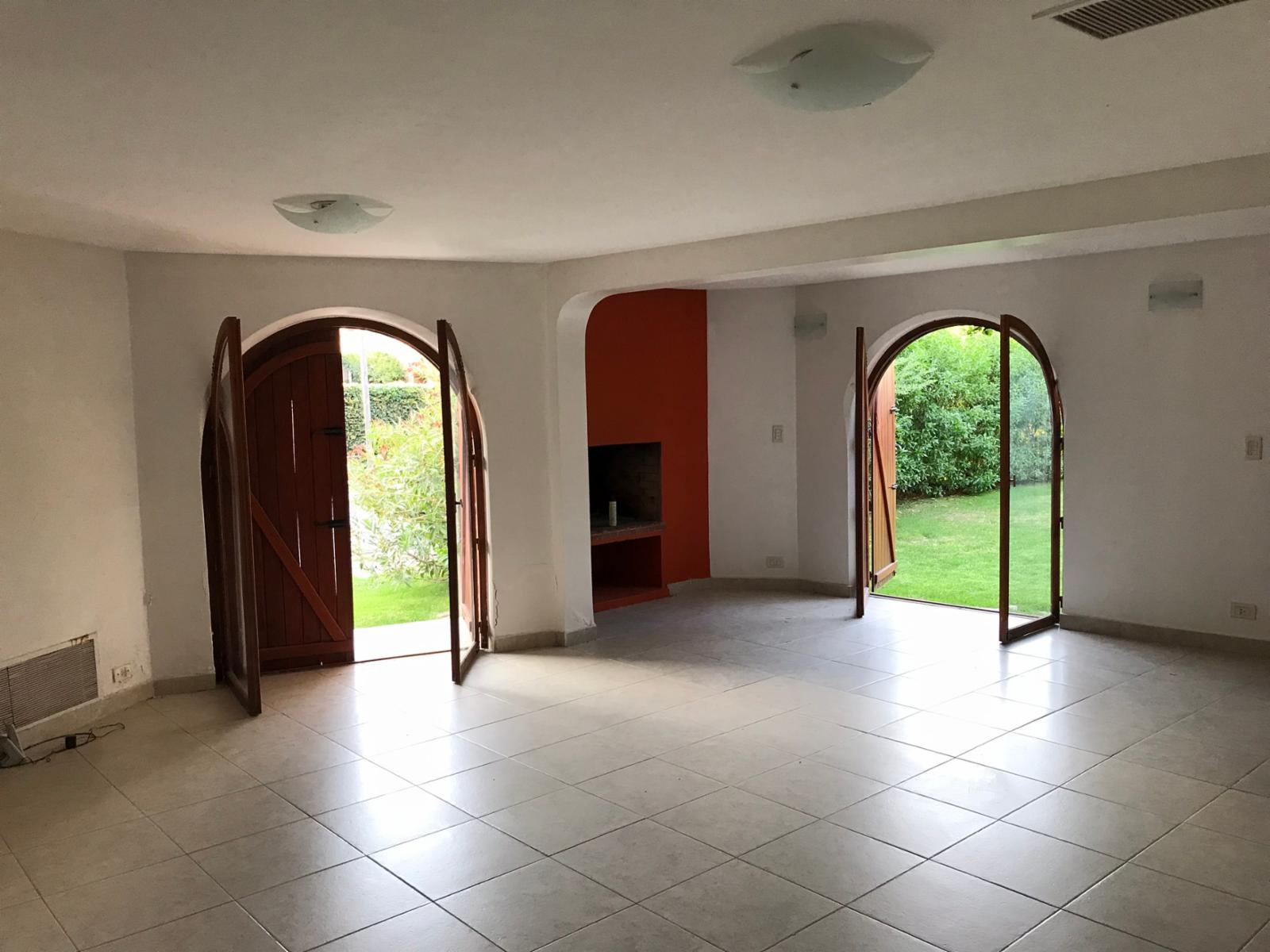 Casa calle Tucuman nº 1400