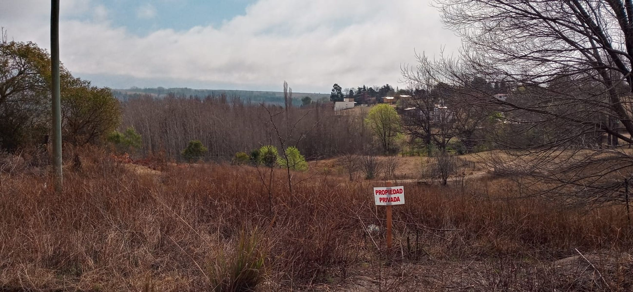 EXCELENTE LOTE VILLA YACANTO