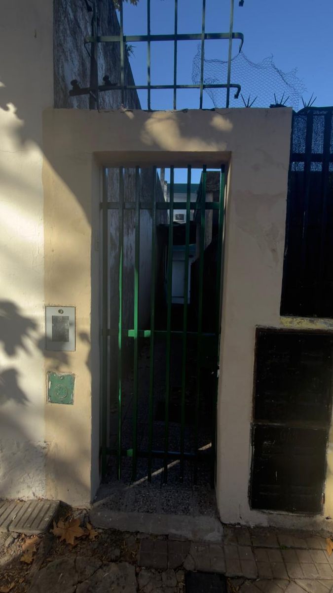 Cepeda 5367- casa interna-