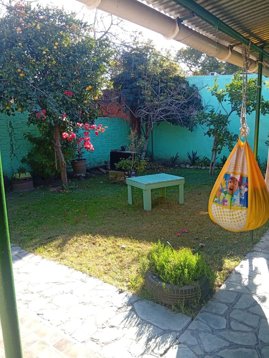 Hermosa Casa - Zona Céntrica - Garin