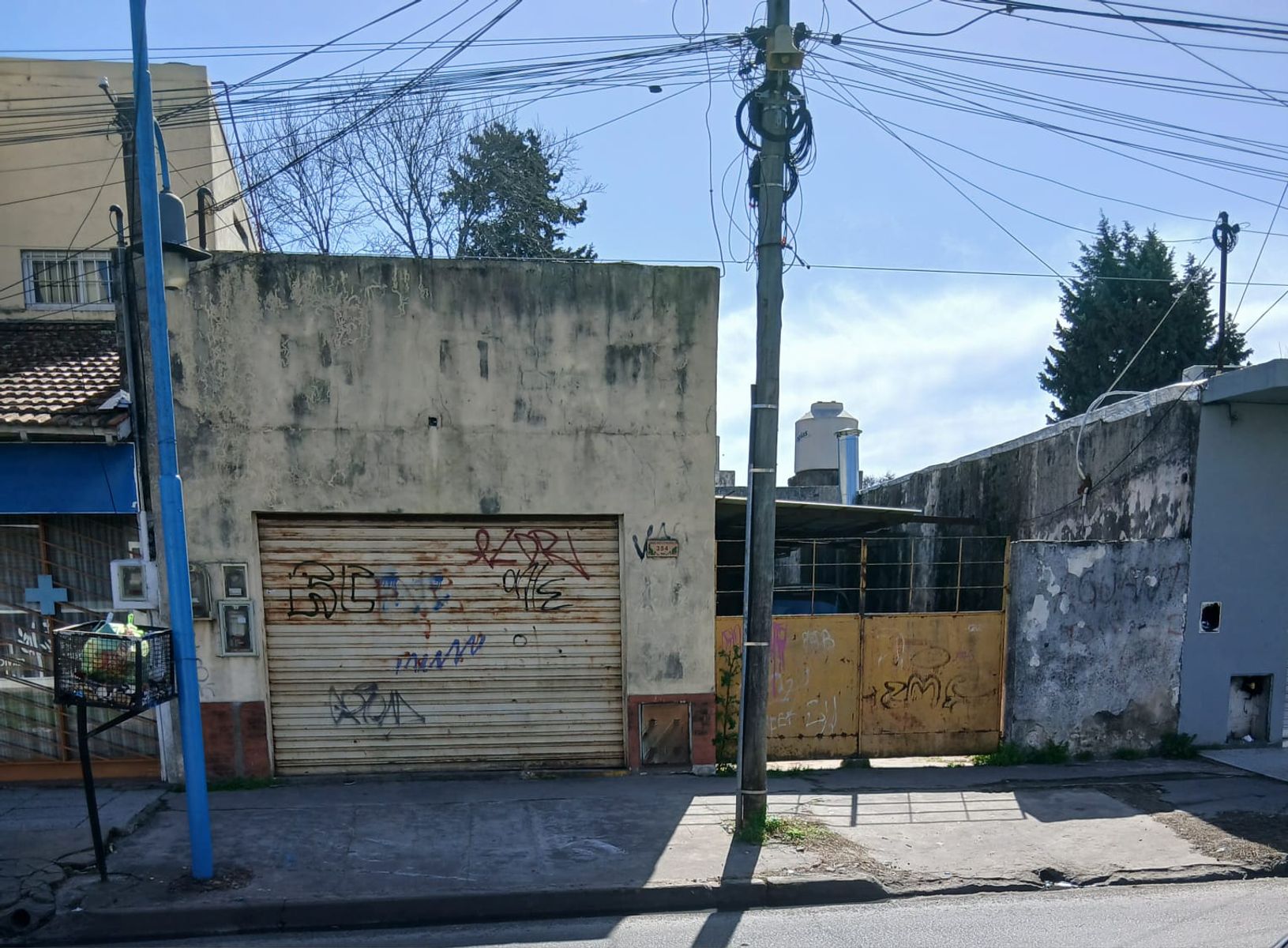 Alquiler Casa - Local y Maquinas para Fabrica Pasta - Garin