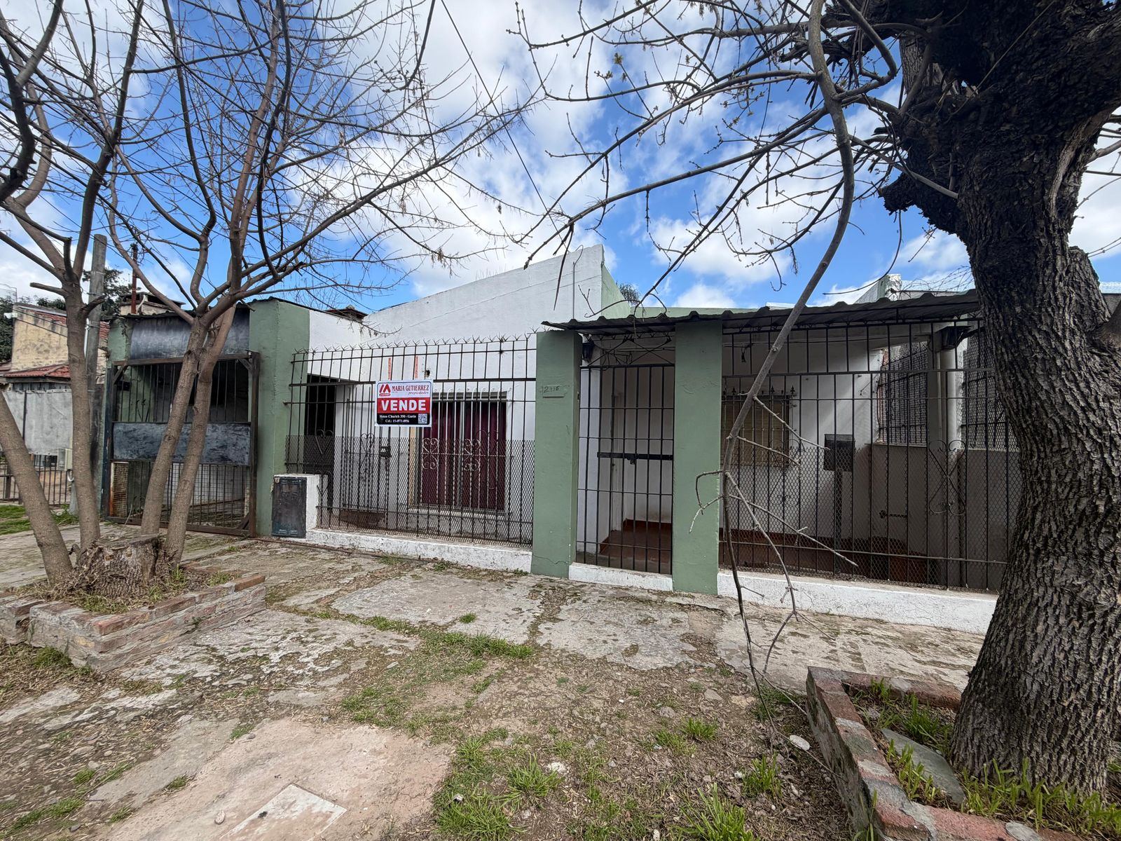 Casa a Refaccionar - Garin - 2 dormitorios - baño - cocina/comedor -