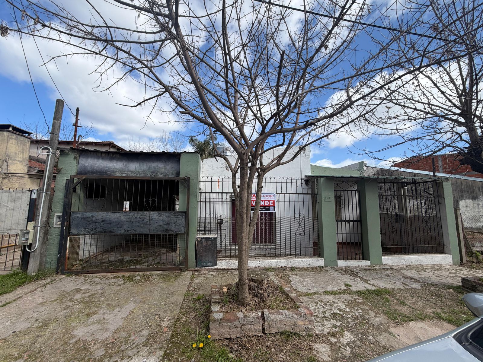 Casa a Refaccionar - Garin - 2 dormitorios - baño - cocina/comedor -