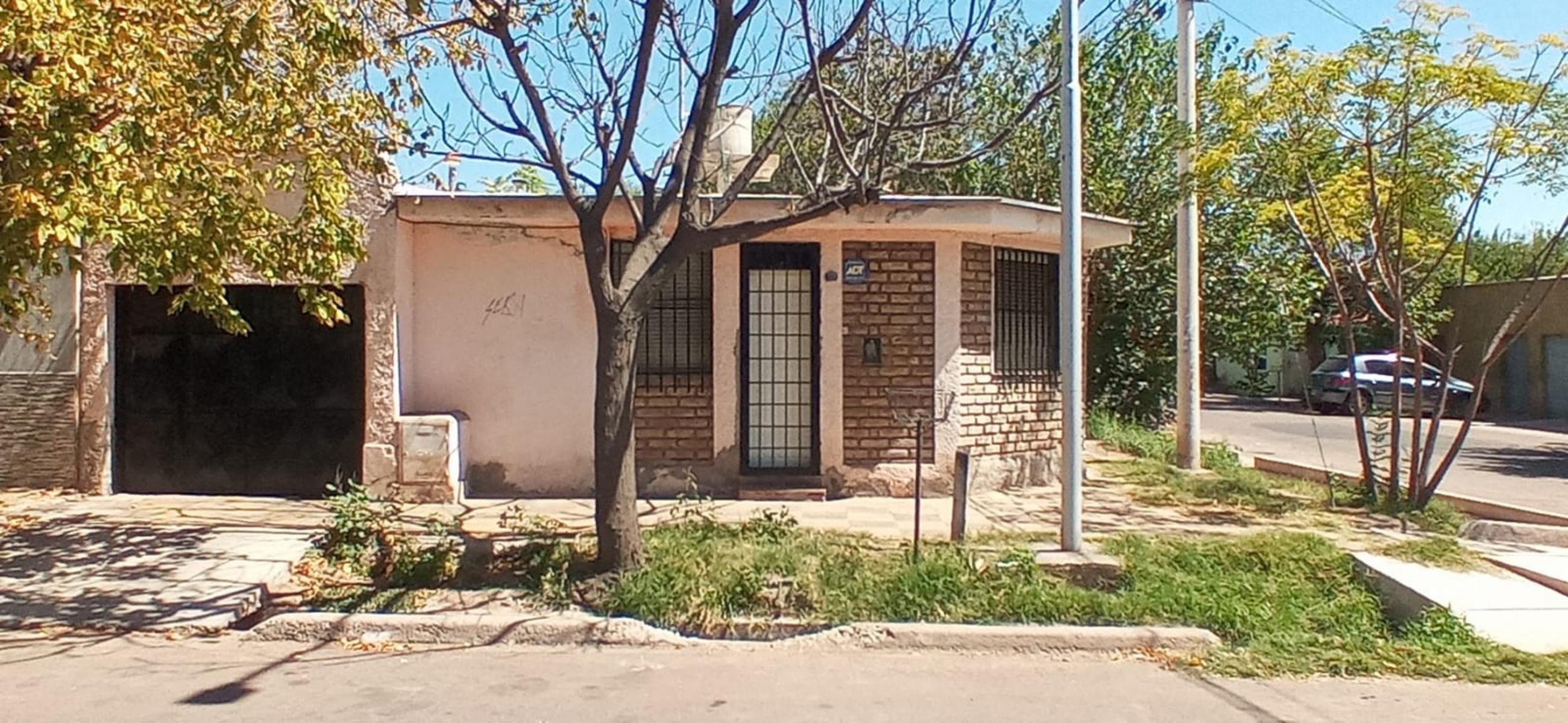 DORREGO 2 cuadras costanera y Brasil 2 dorm garage patiecito OPORTUNIDAD USD 45.000