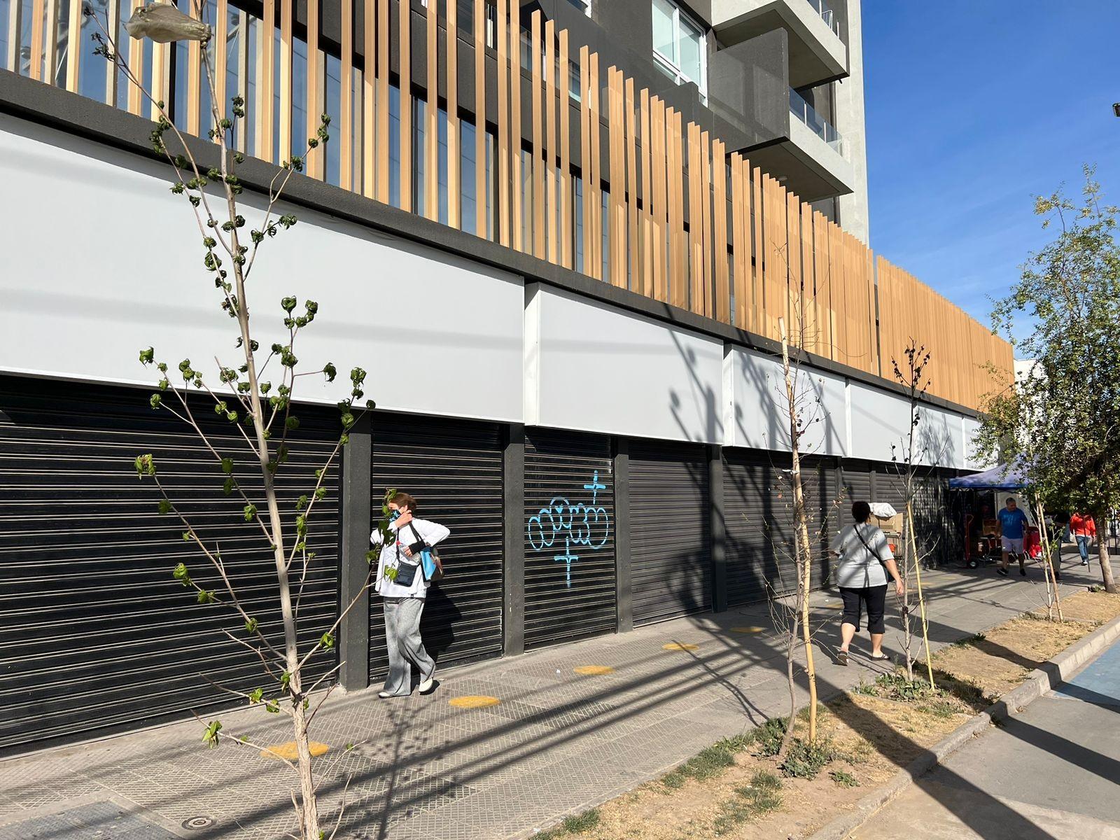 Arriendo local comercial - 65 m2 - metro Bellavista de La Florida