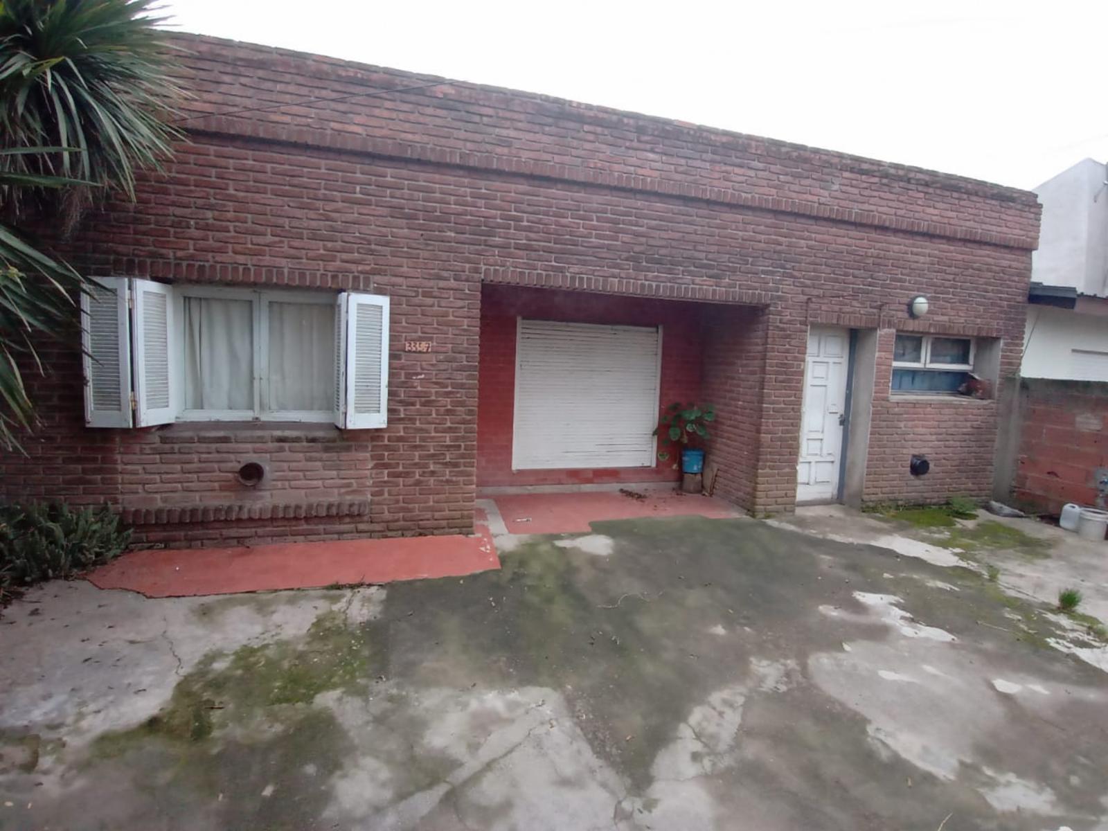 Venta casa 4 ambientes a RECICLAR EN Mar del plata