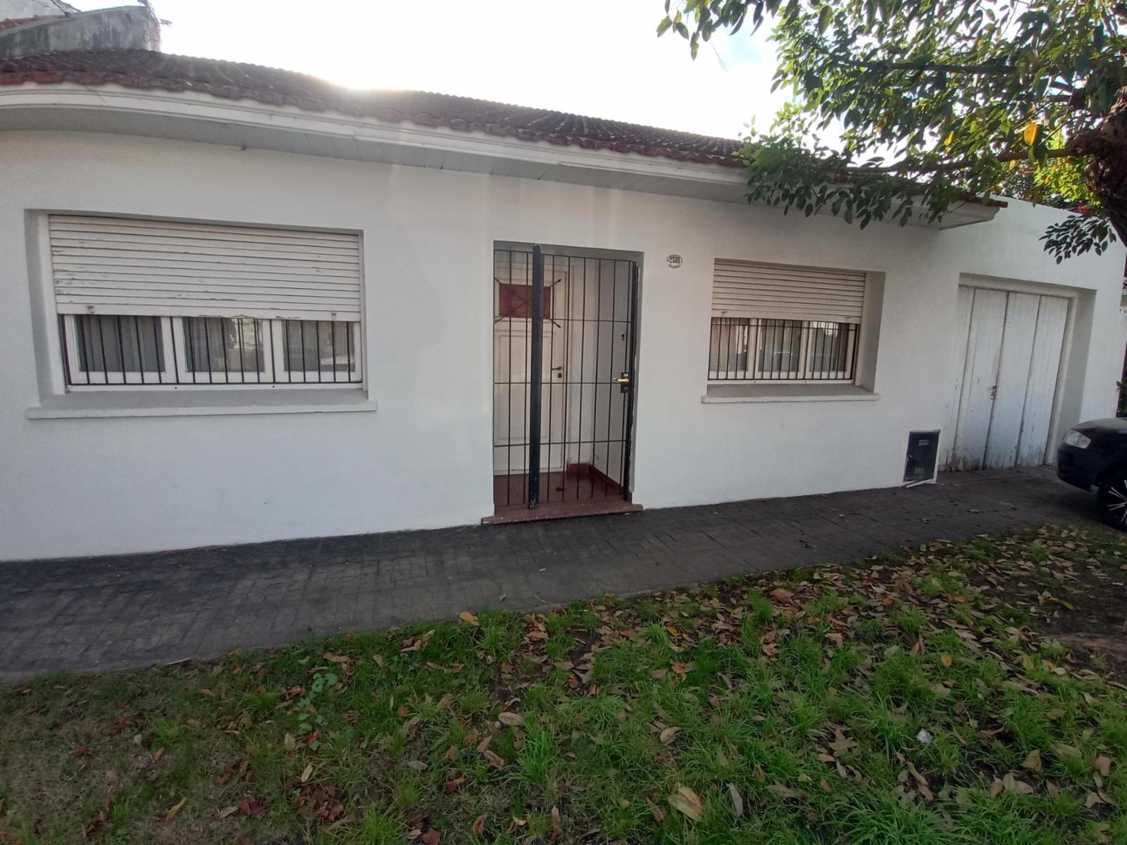 VENTA CASA 3 AMBIENTES.MDP. BARRIO LOS ANDES#327