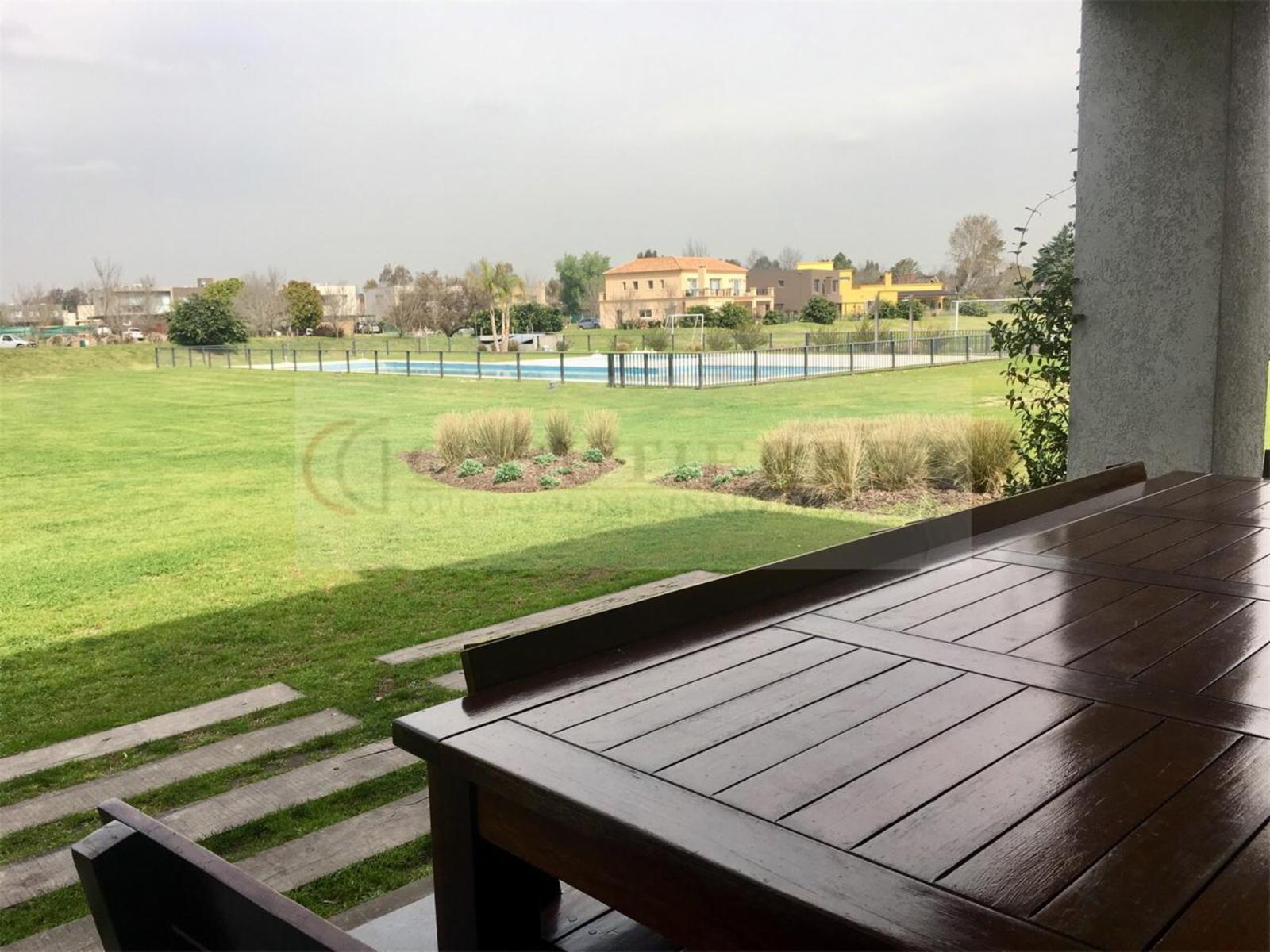 Excelente y amplio lote en Ayres Plaza, central de 600 mts. 20x 30