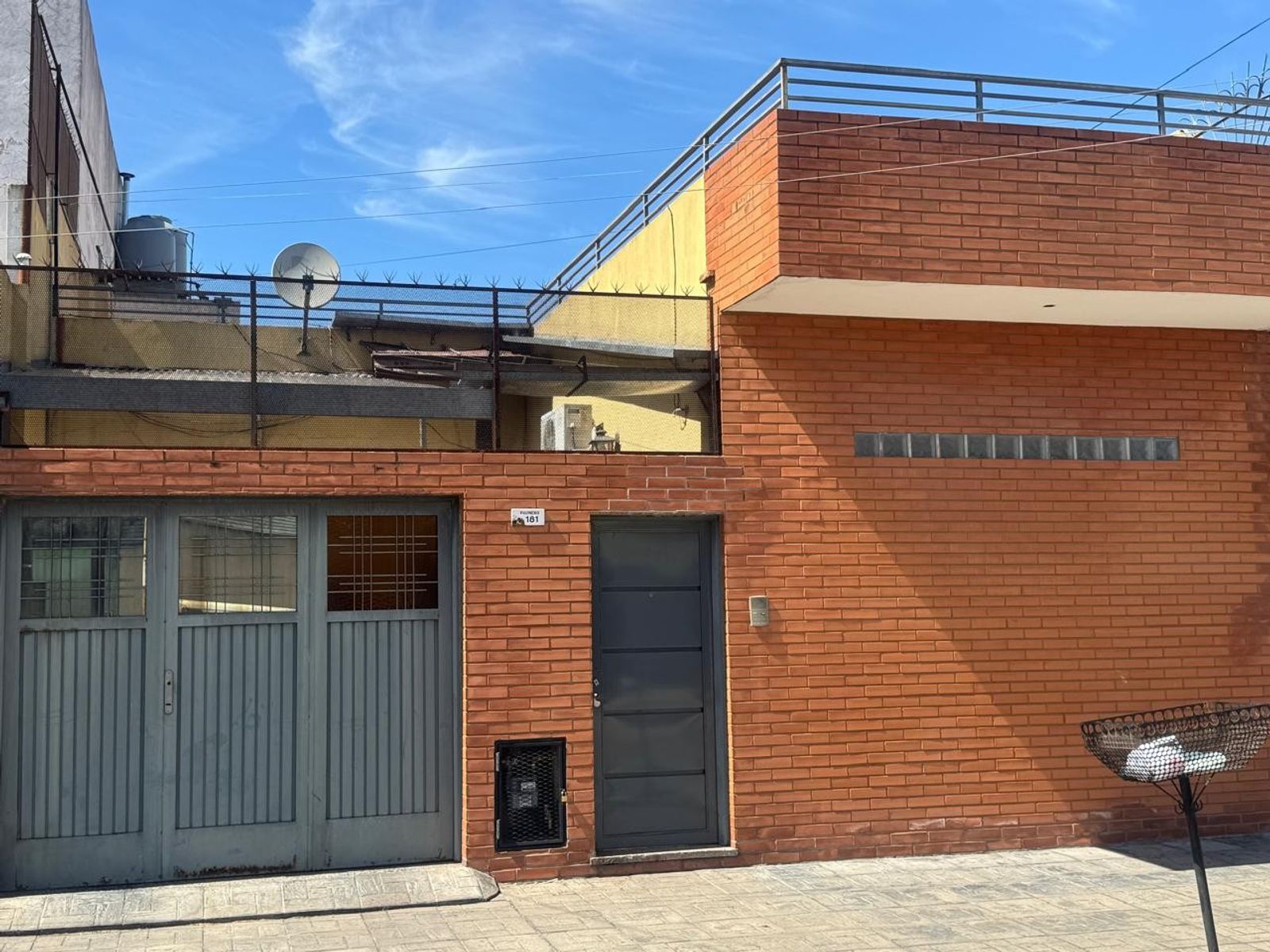 Excelente oportunidad, casa en lote propio