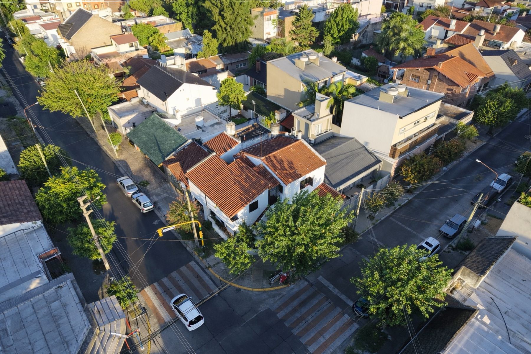 Venta Casa 5 Ambientes En Esquina Ramos Mejia