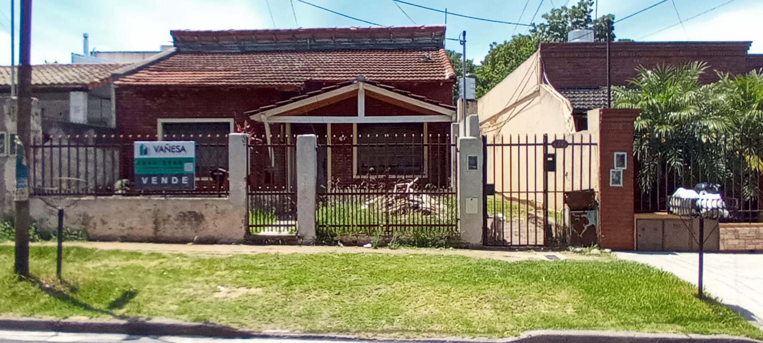 VILLA BOSCH LOTE 10 X 43,60/39,96 IDEAL CONSTRUCTOR