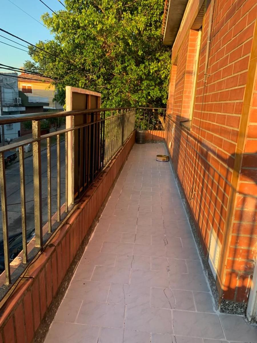 MARTIN CORONADO PH PRIMER PISO CON PATIO Y TERRAZA