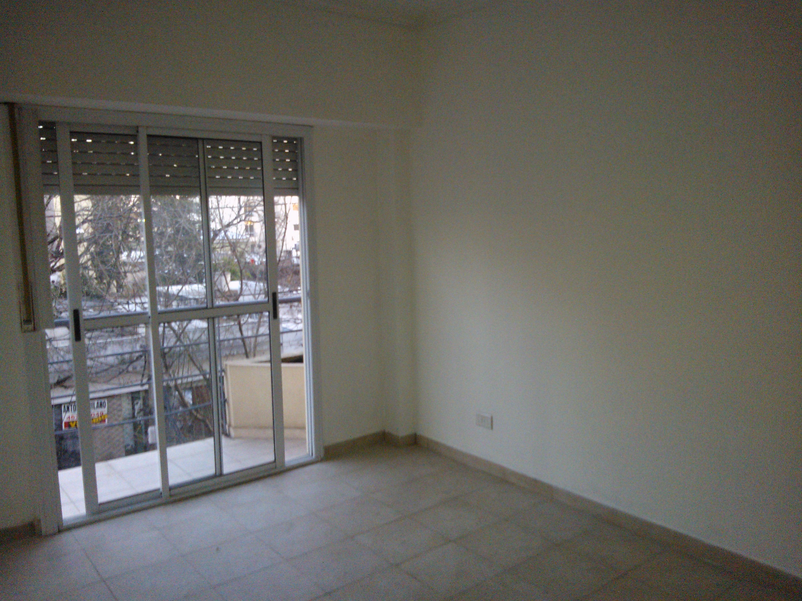 Impecable Departamento de 2 ambientes,  Moron. Zona Tribunales