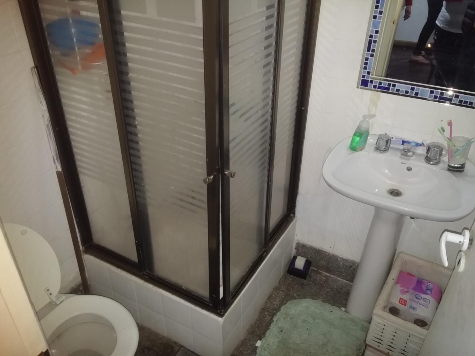 PH 3 AMB chico para 3 personas Con PATIO , SOBRE GRAL. PAZ, altura  B° PIEDARBUENA