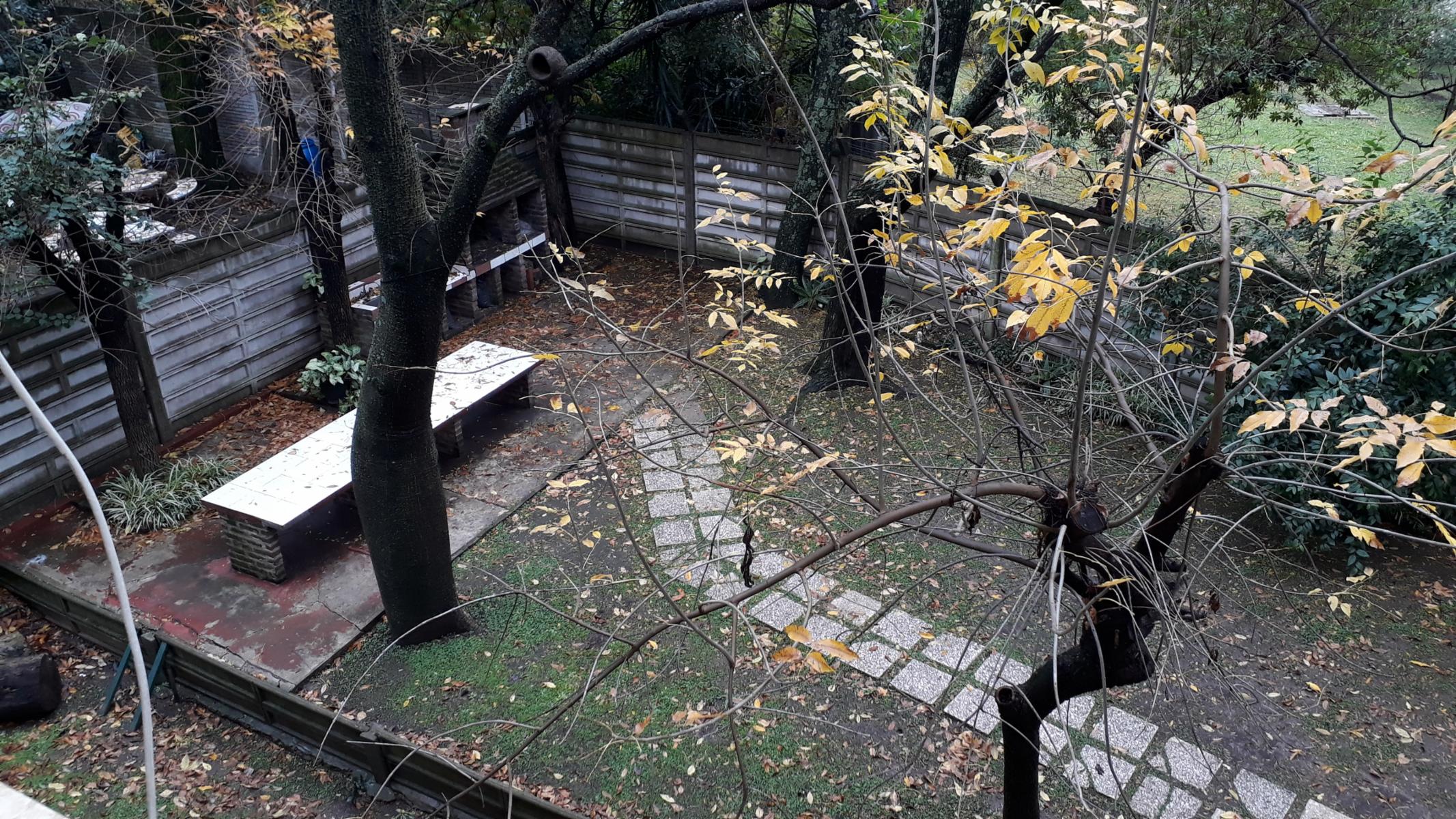 Dpto. 4 amb B° Piedrabuena Viejo con parque