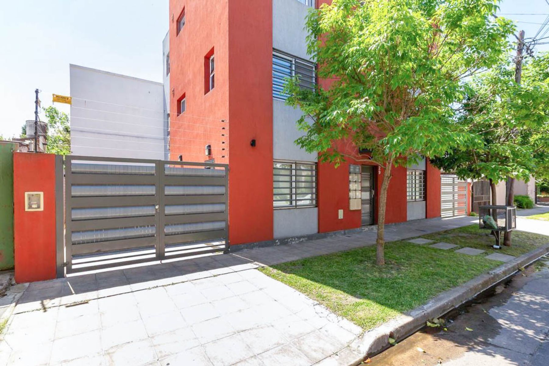 DEPARTAMENTO 2 AMB CON COCHERA