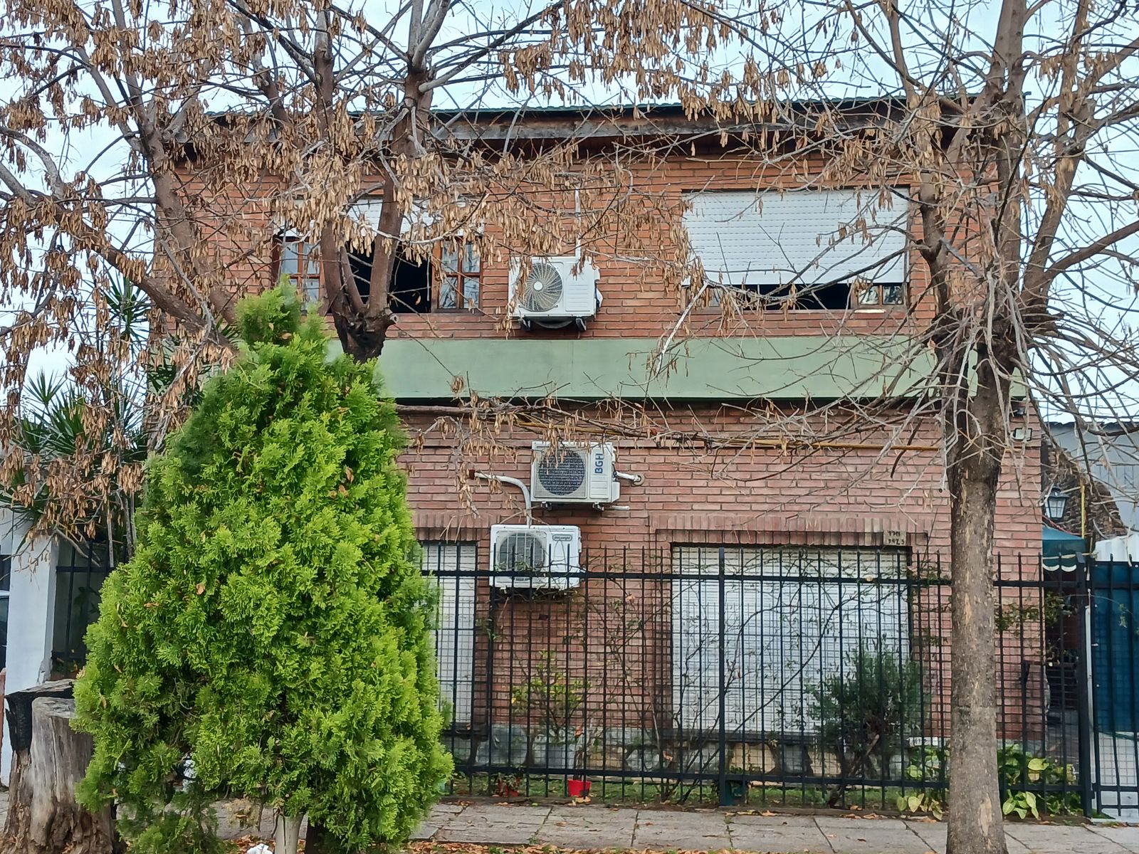 Departamento al frente 3 amb.