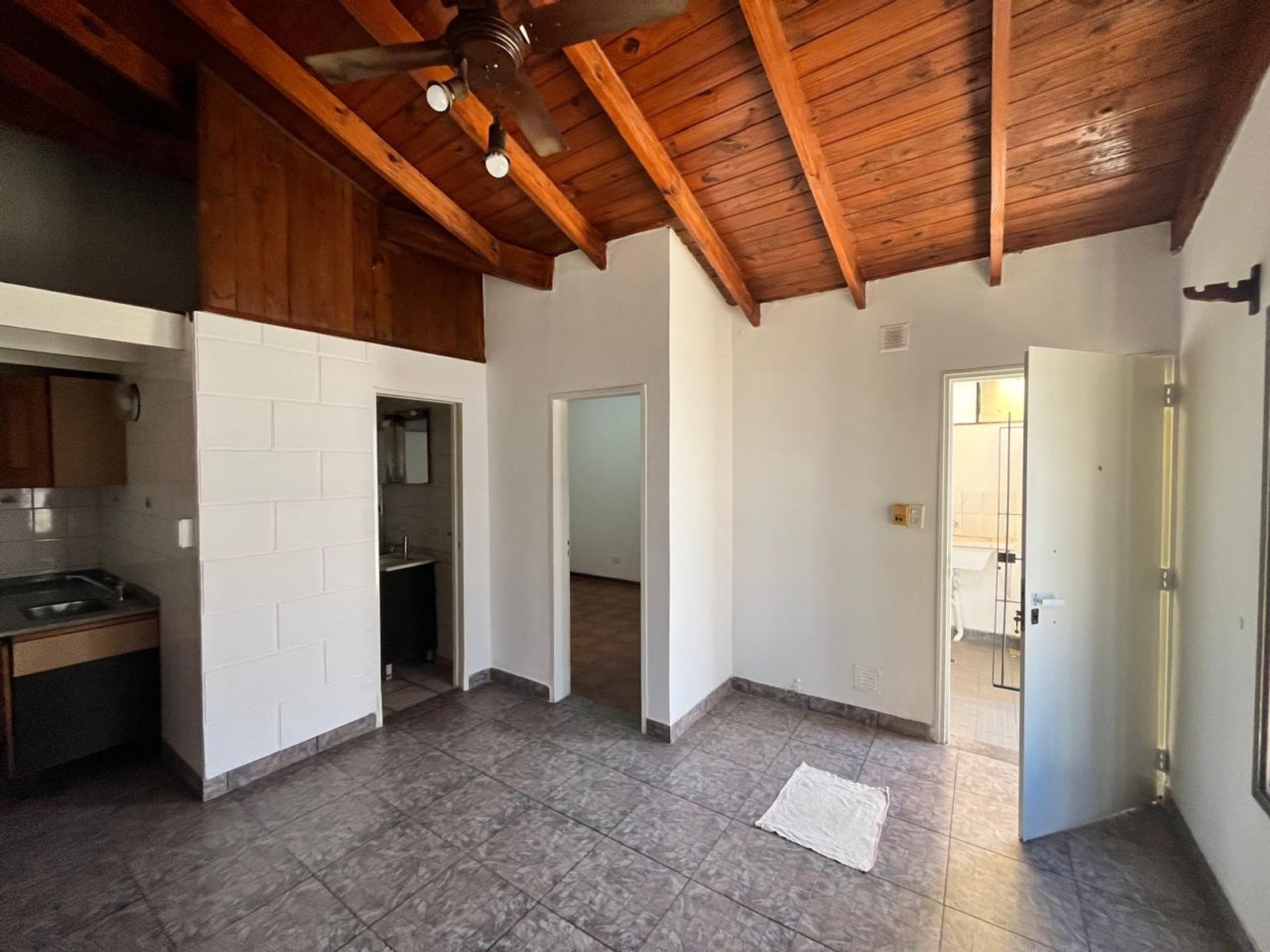 Venta 2 AMBIENTES con entre piso