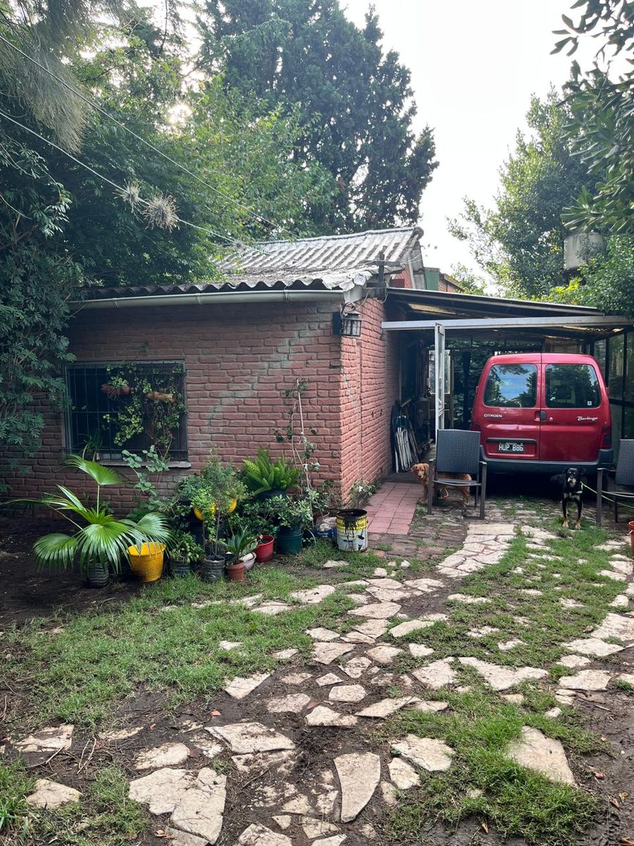 VENTA casa mas dependencia Muy buena ubicación