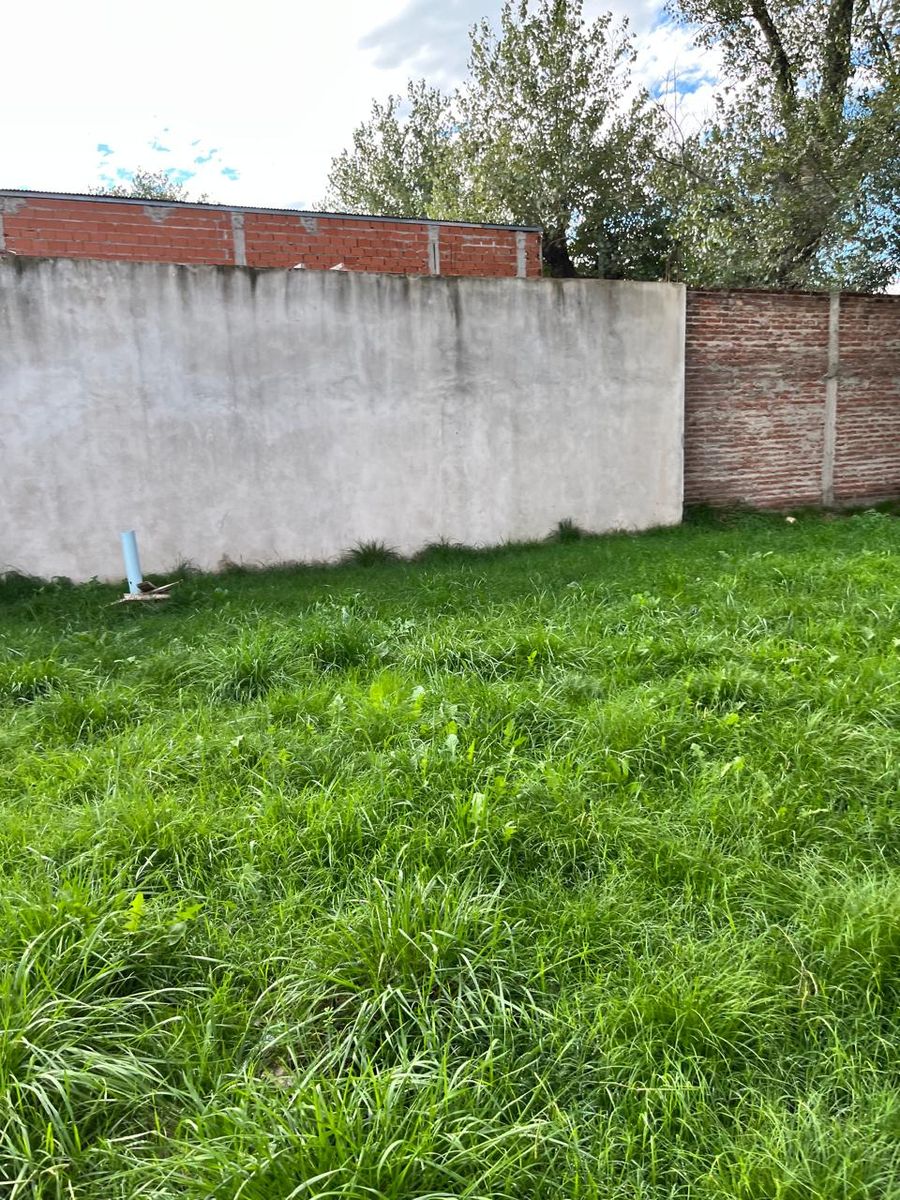 Venta lote con escritura, linda zona