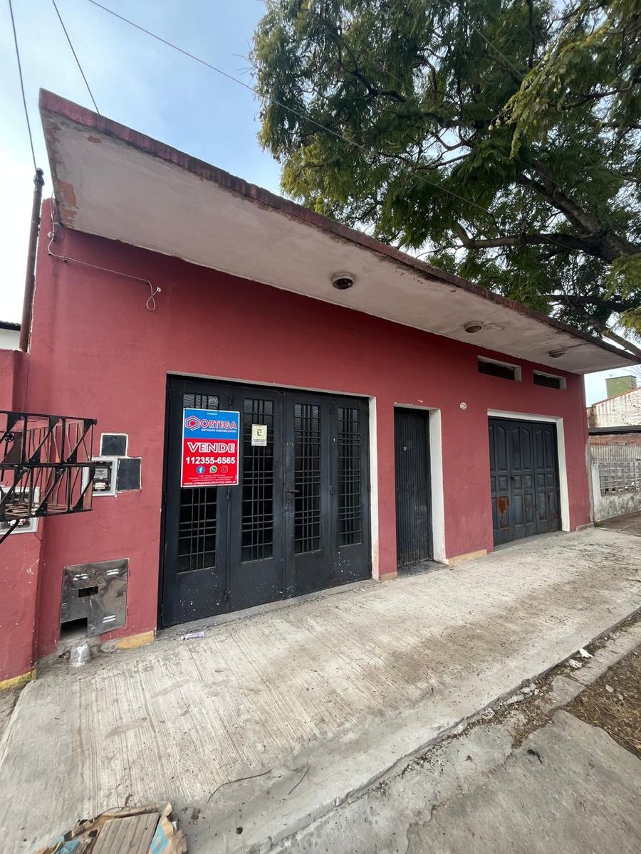 Venta de CASA sobre Malnatti a metros de Primera Junta