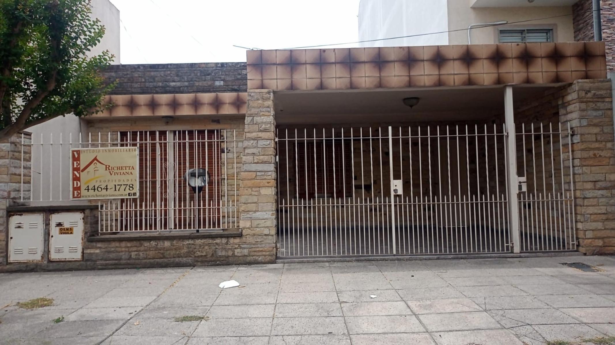 P.H. TIPO CASA 3 AMB. EN PLANTA BAJA CONTRAFRENTE