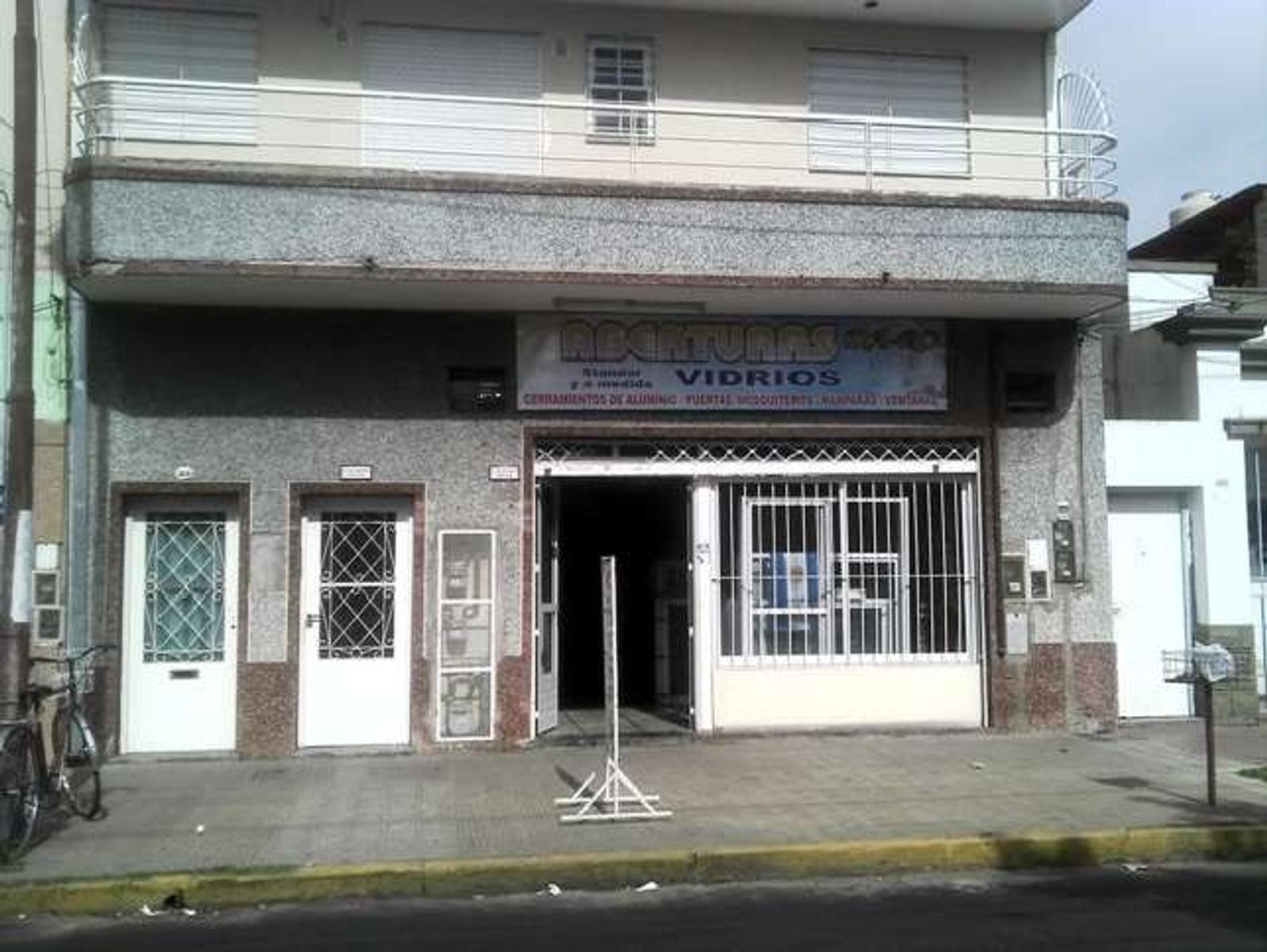 ALQUILER DEPARTAMENTO DE 2 AMB. 1ºPiso x Escalera