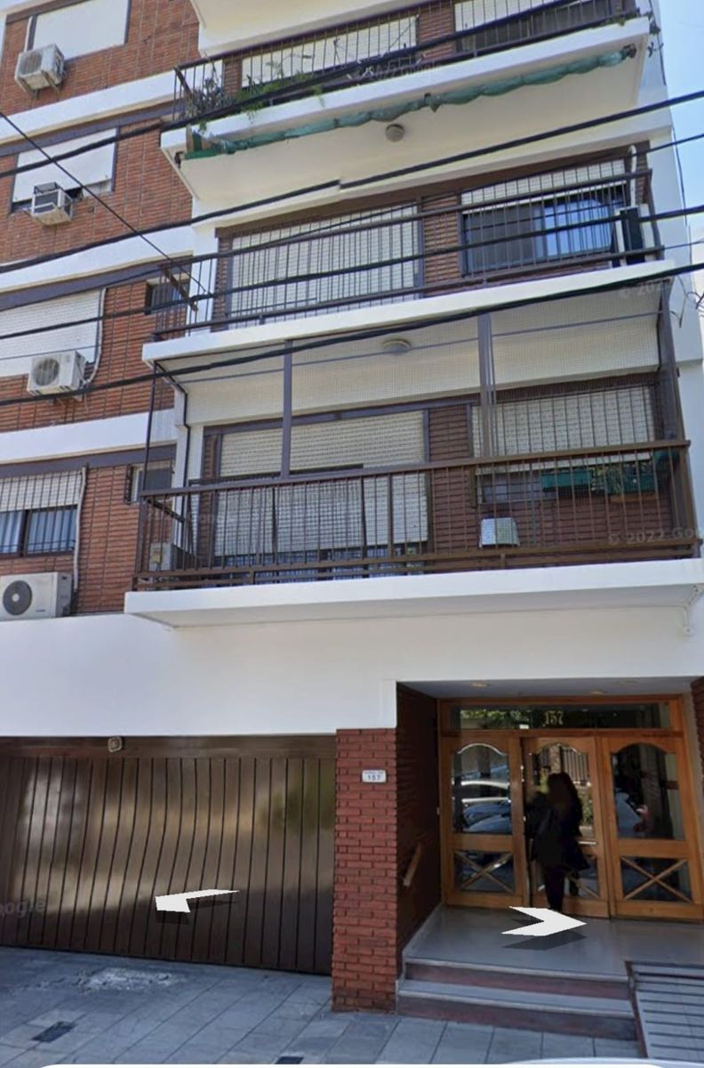 DEPARTAMENTO EN EDIFICIO EN ALTURA MUY LUMINUSO AL CONTRAFRENTE